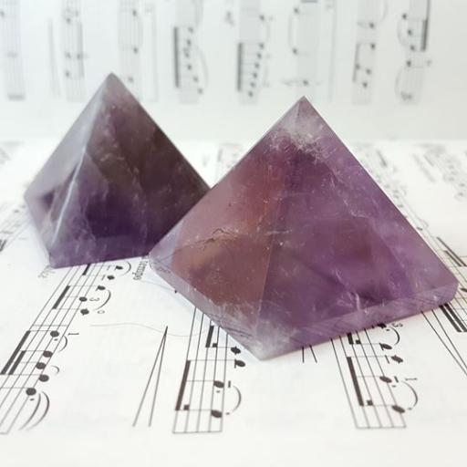 紫水晶金字塔