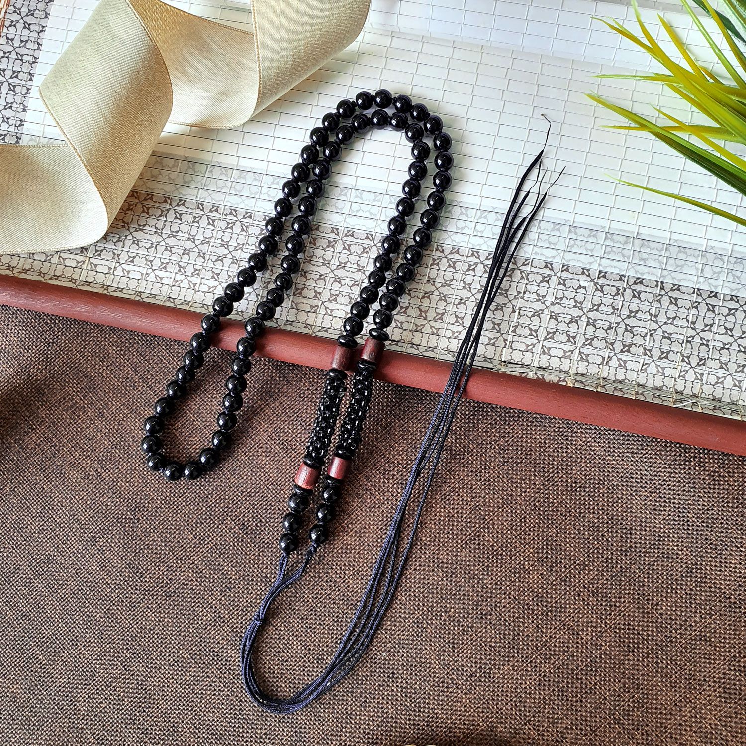 6mm 绳子(黑) + 黑玛瑙 + 木配件项链