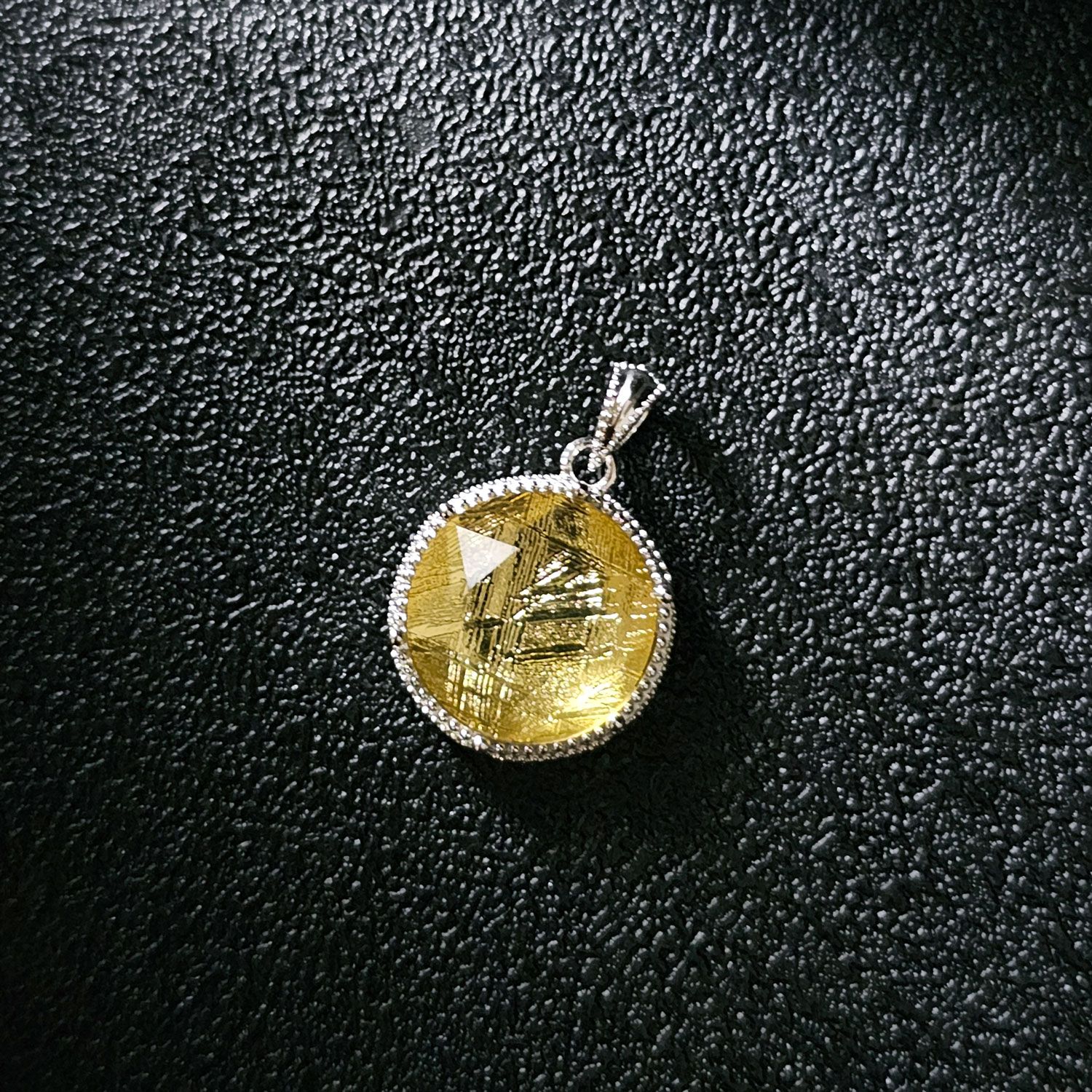 15mm Meteorite  Universal Flower Pendant -Gold 