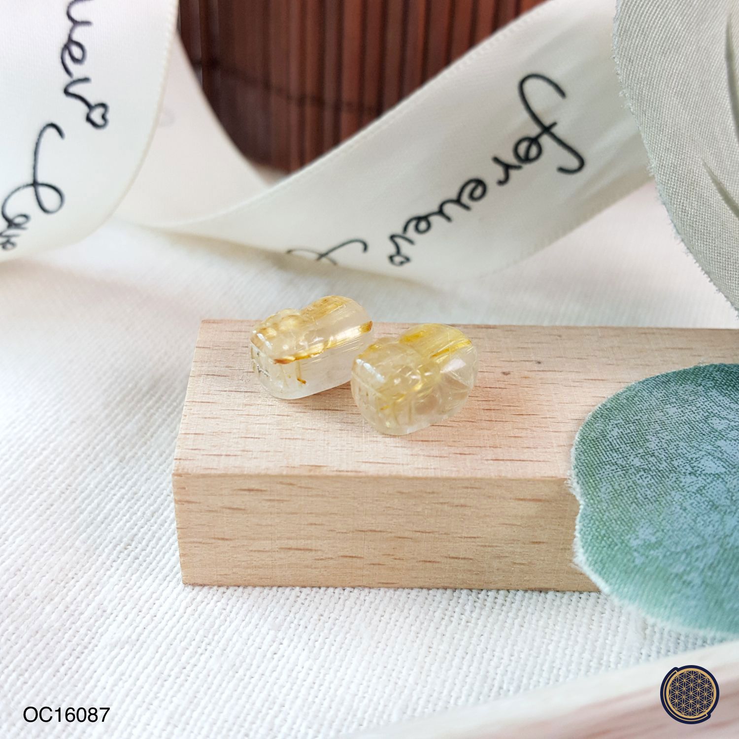 金钛晶貔貅吊坠