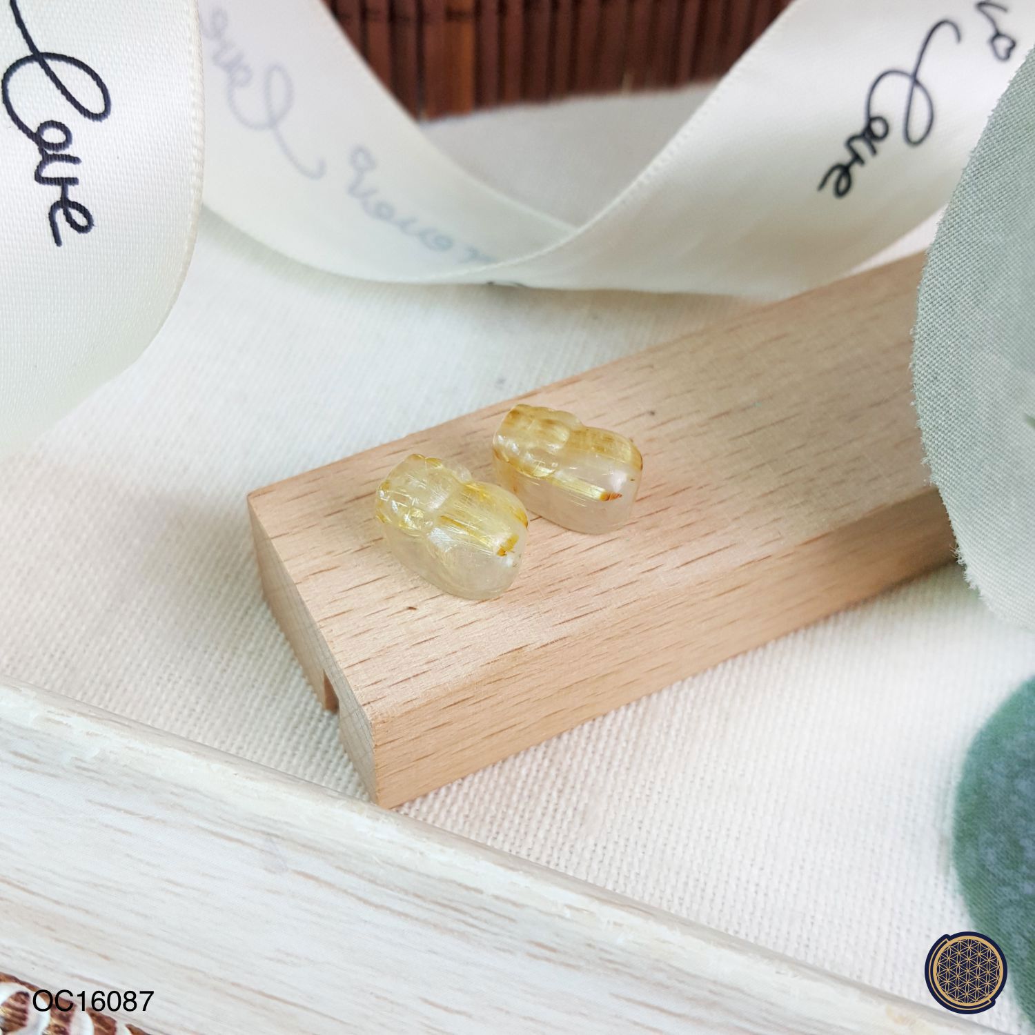 金钛晶貔貅吊坠