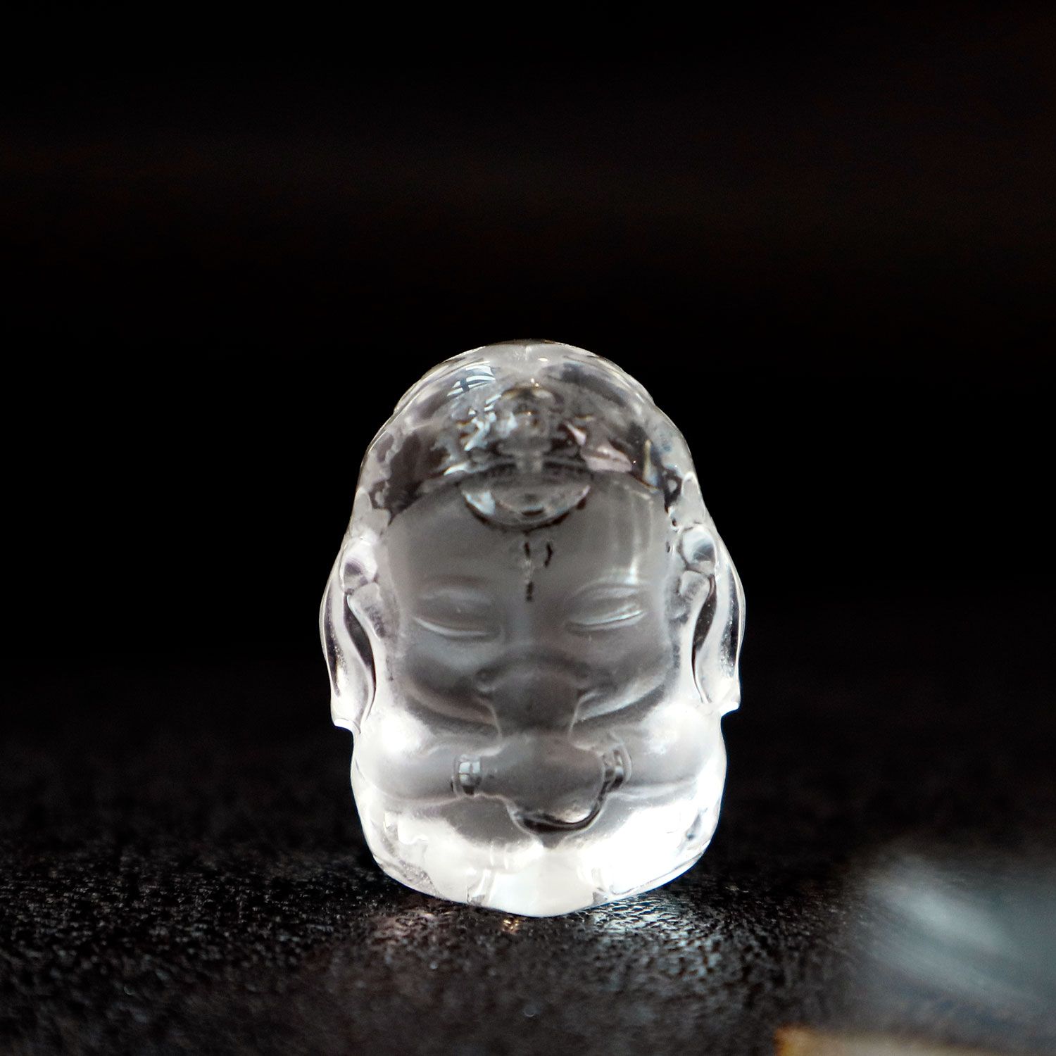 白水晶精美象神宝宝摆件