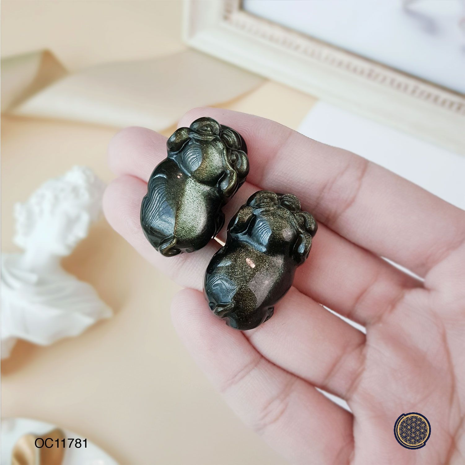Gold Sheen Obsidian Boar One Pair Accessories