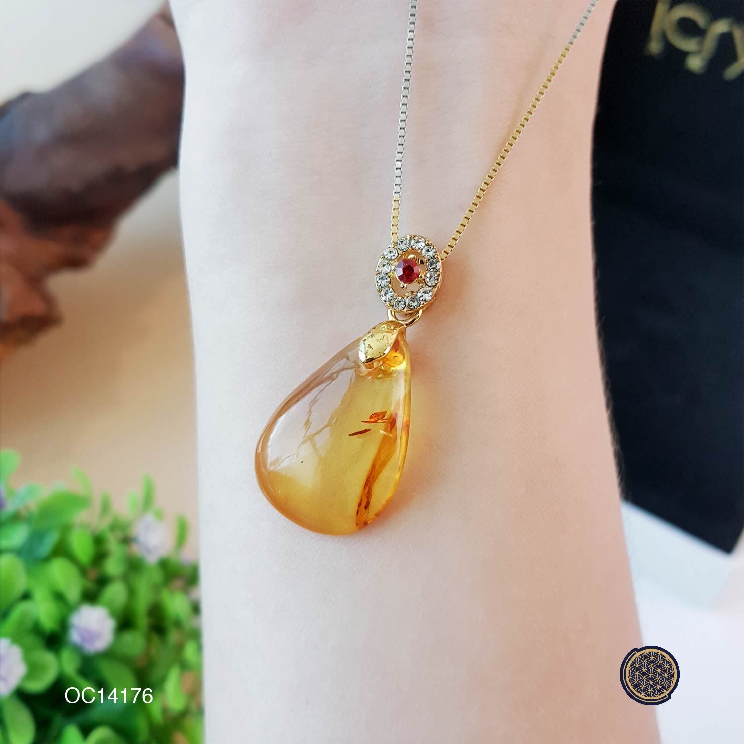 蜜蜡琥珀吊坠