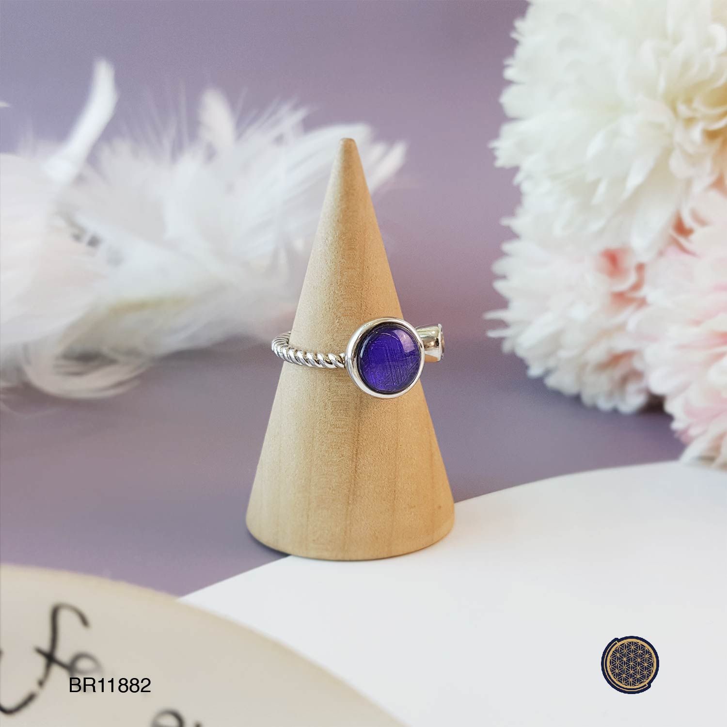 8mm 天铁圆形搭配白水晶-紫色戒指