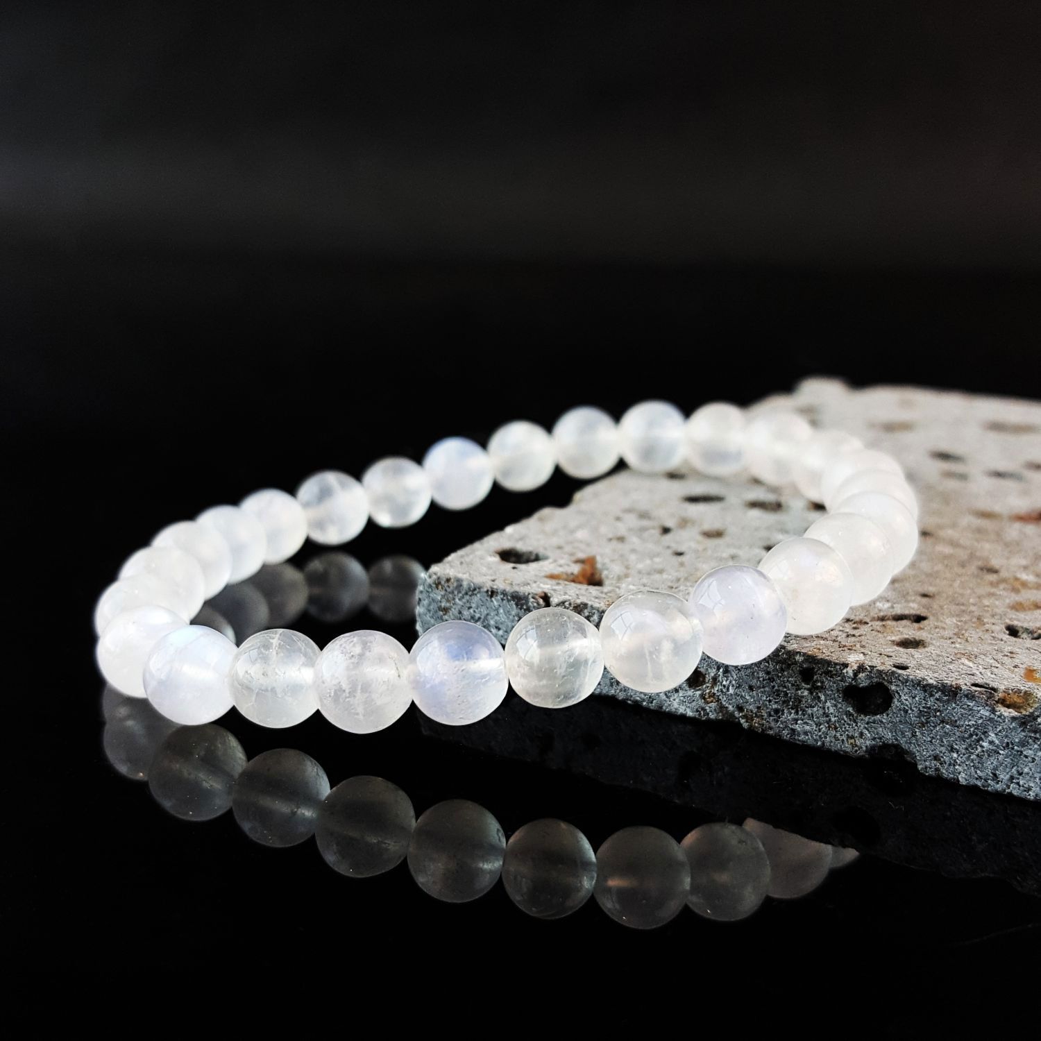 7-7.5mm Blue Shine Moonstone Bracelet