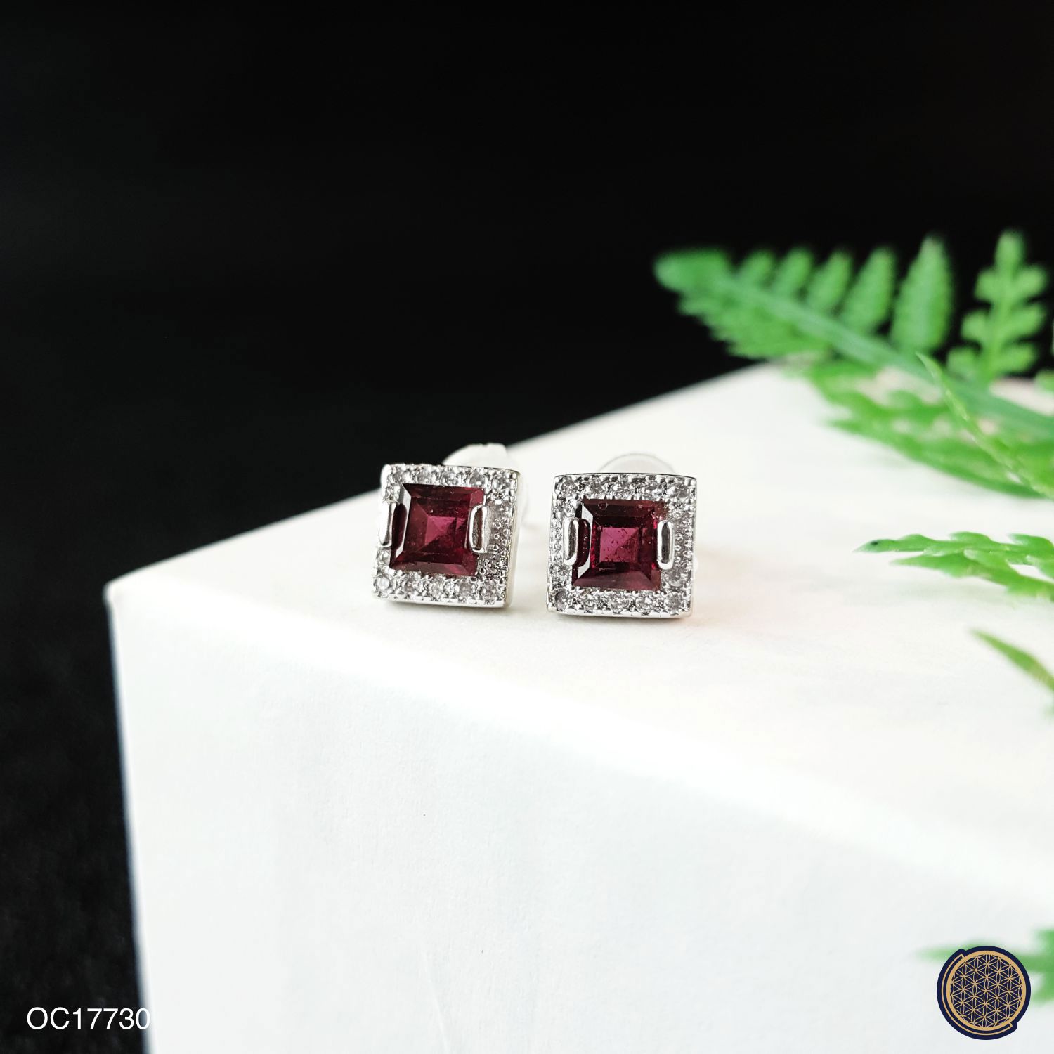 6.5mm x 6.5mm Red Garnet Square Earring (925) 