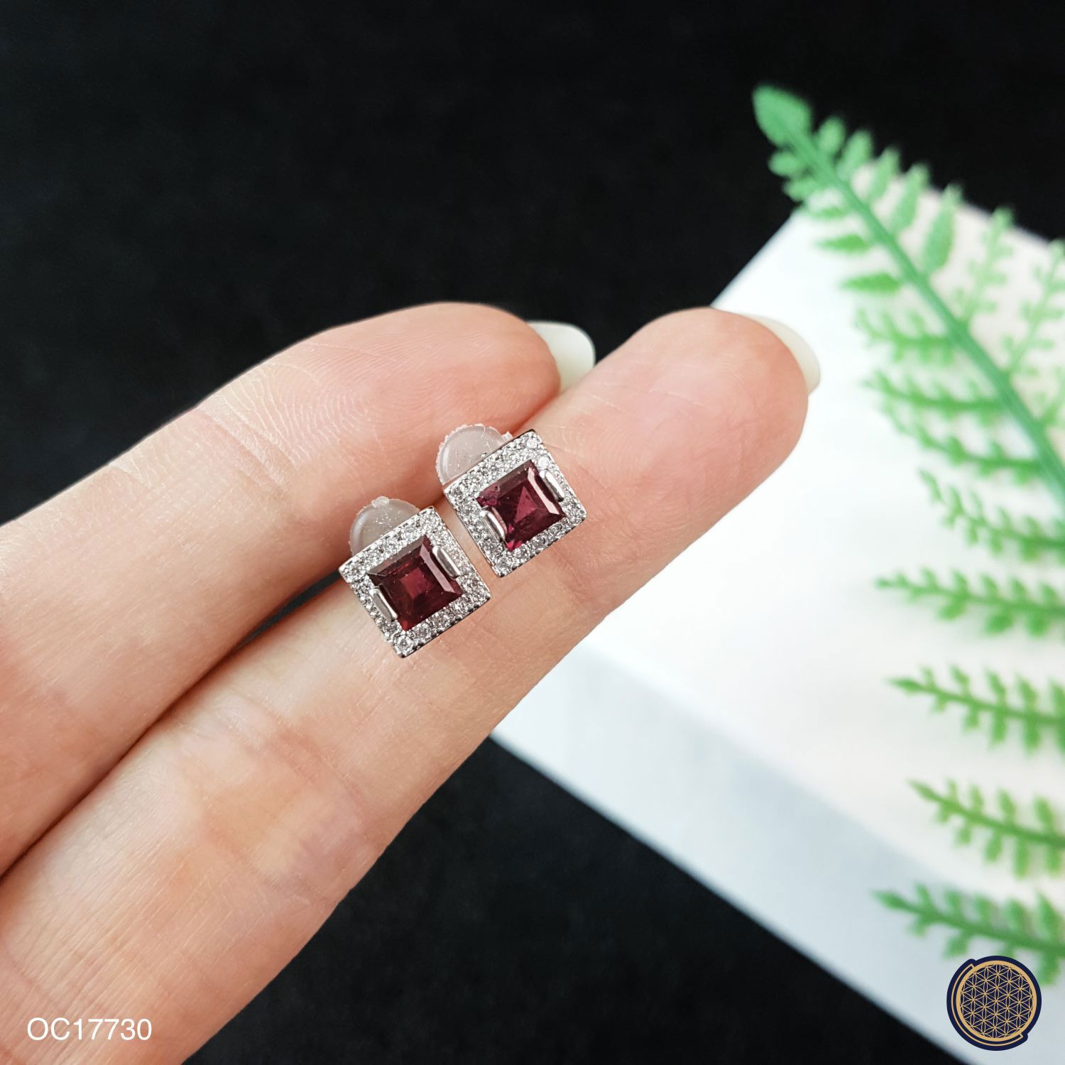 6.5mm x 6.5mm Red Garnet Square Earring (925) 