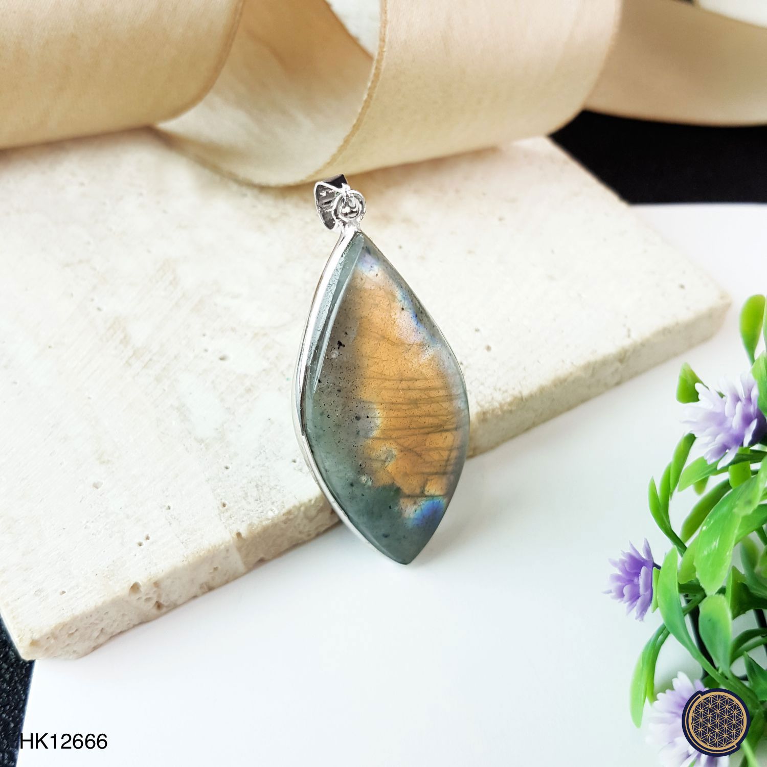 20.5mm x 50mm Labradorite Free Shape Pendant