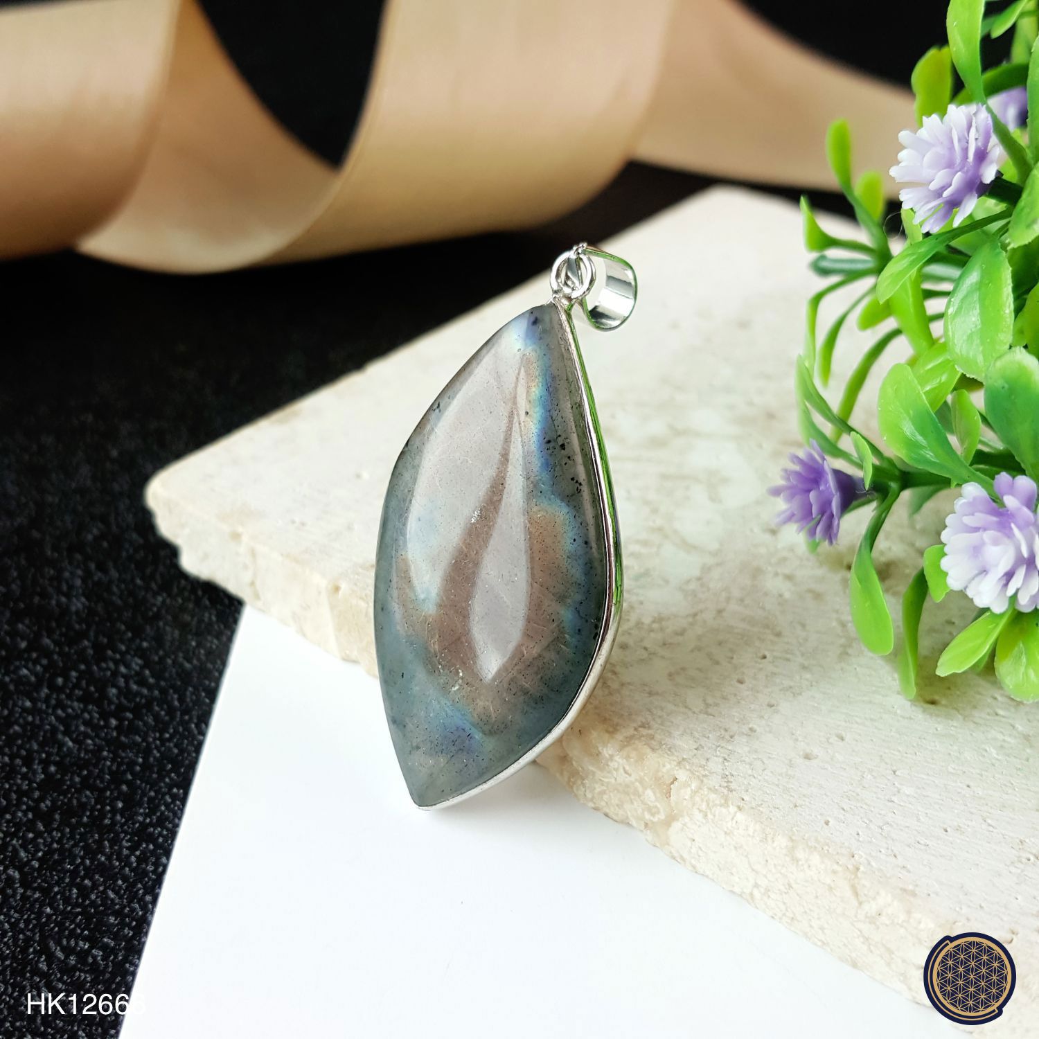 20.5mm x 50mm Labradorite Free Shape Pendant