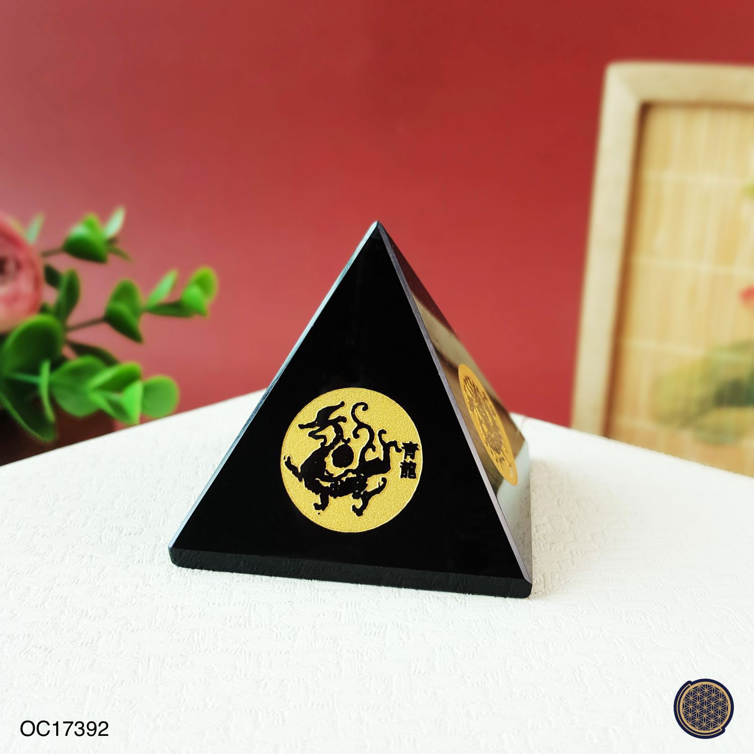 50mm x 50mm Black Liu Li Pyramid With Fortune Zodiac 