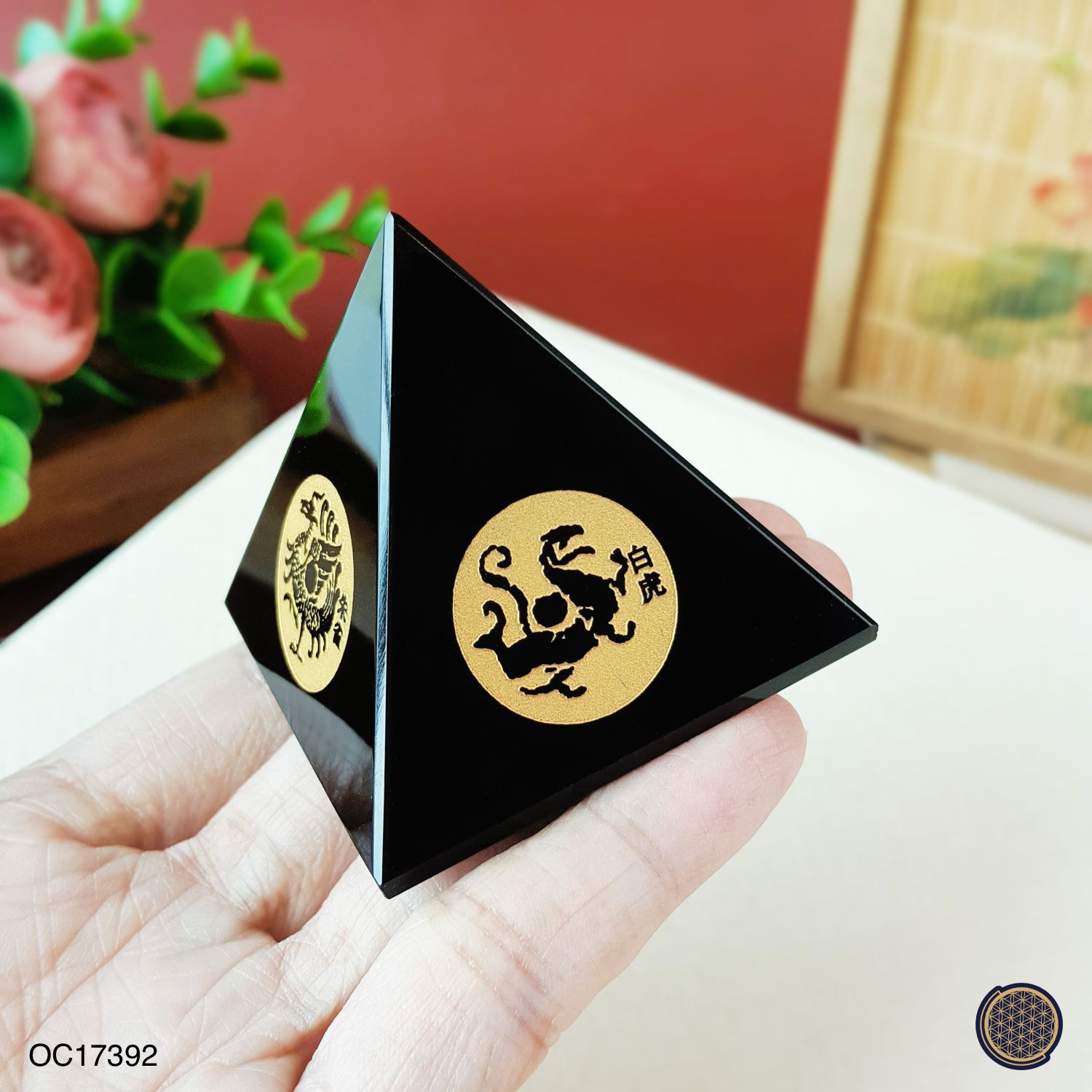 50mm x 50mm Black Liu Li Pyramid With Fortune Zodiac 