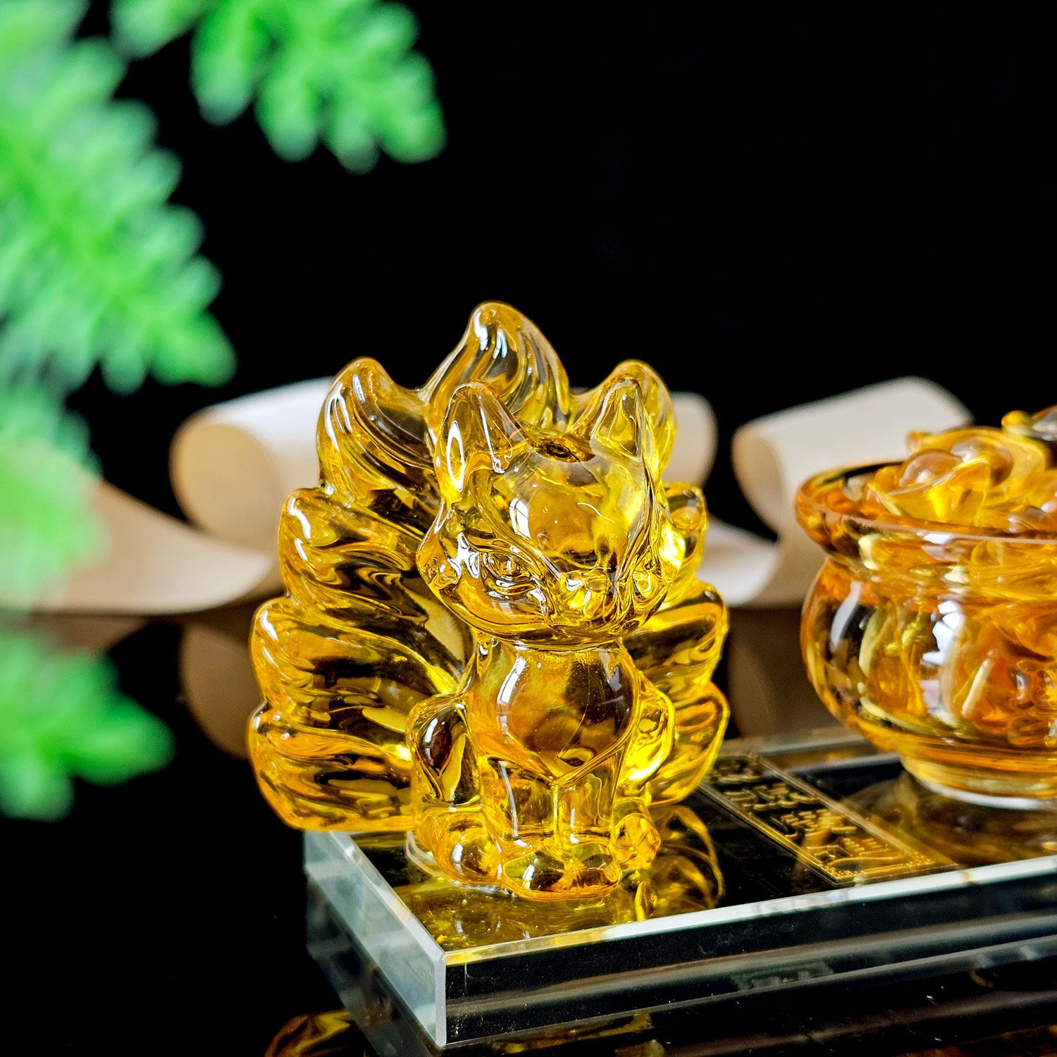 玻璃贵人相伴.招财进宝摆件