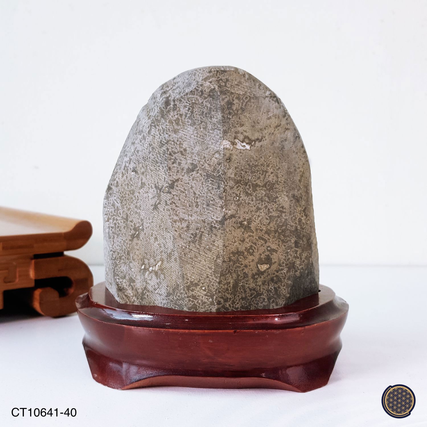 120mm x 150mm 乌拉圭紫水晶搭配木座
