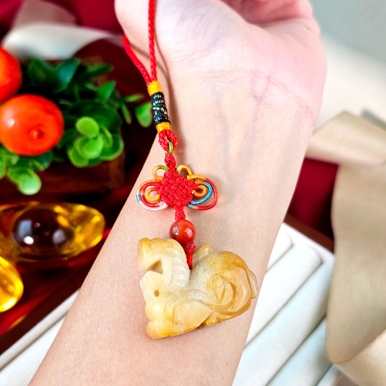 黄玉貔貅吊饰