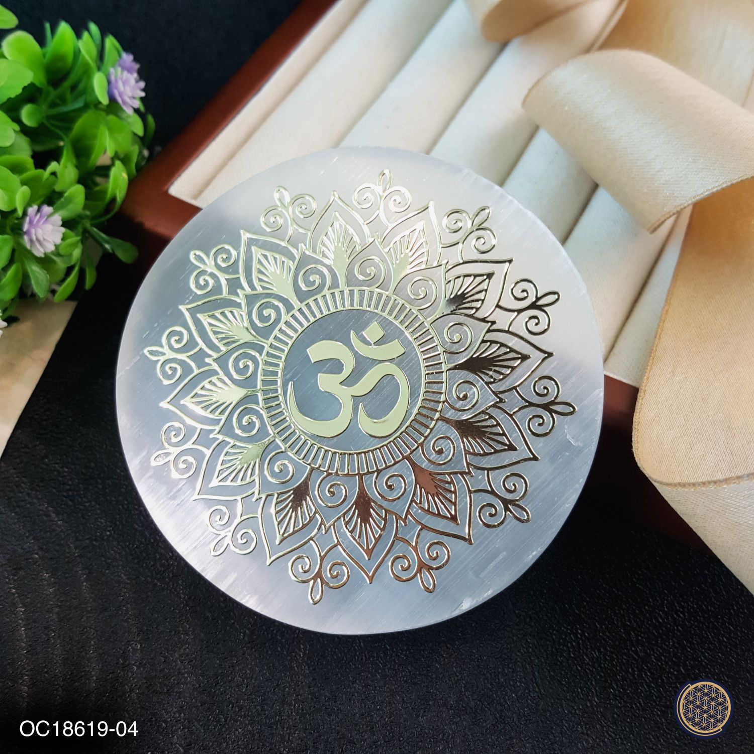 摩洛哥透石膏唵能量垫座 (8CM)