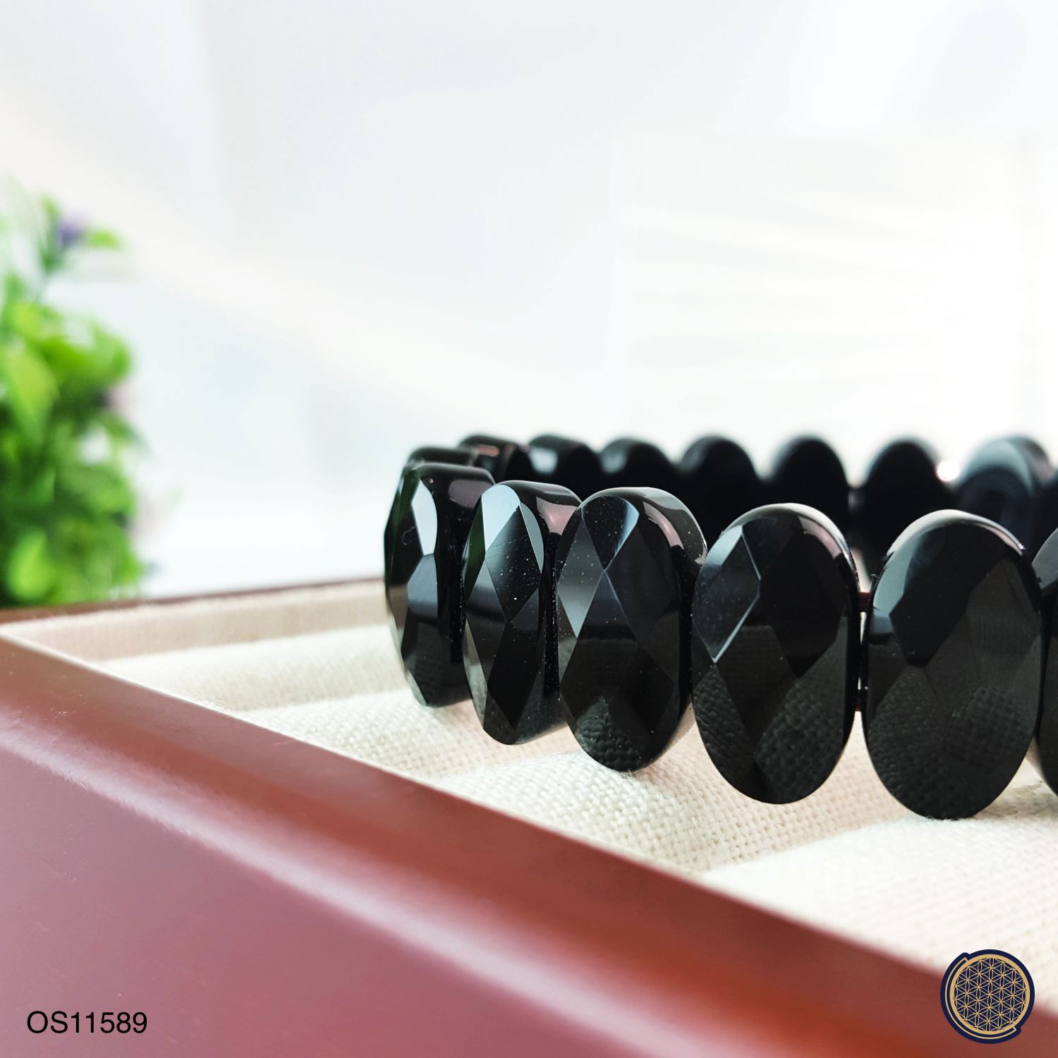 8.5mm x 15mm Onyx Flat Bracelet