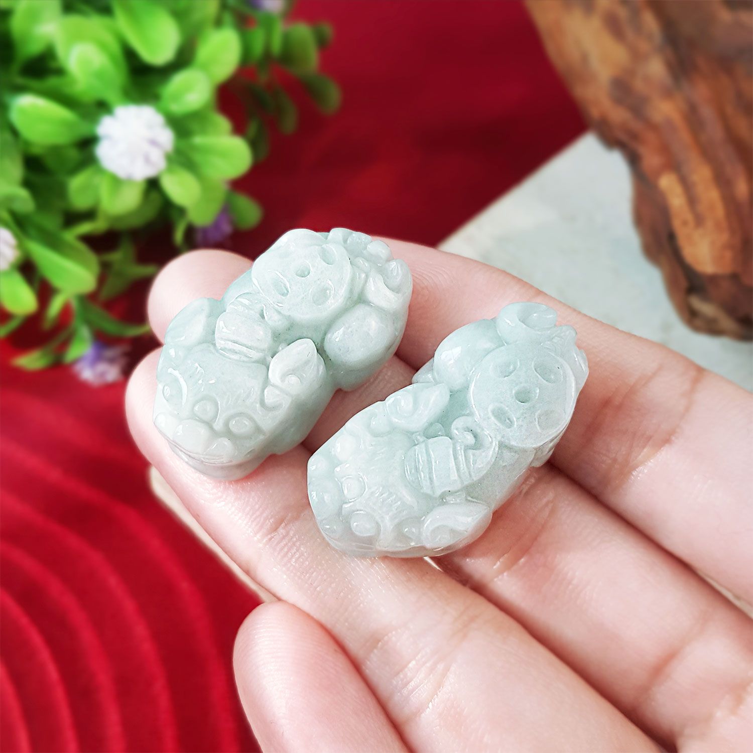 16mm x 28mm 油青玉貔貅(一对)