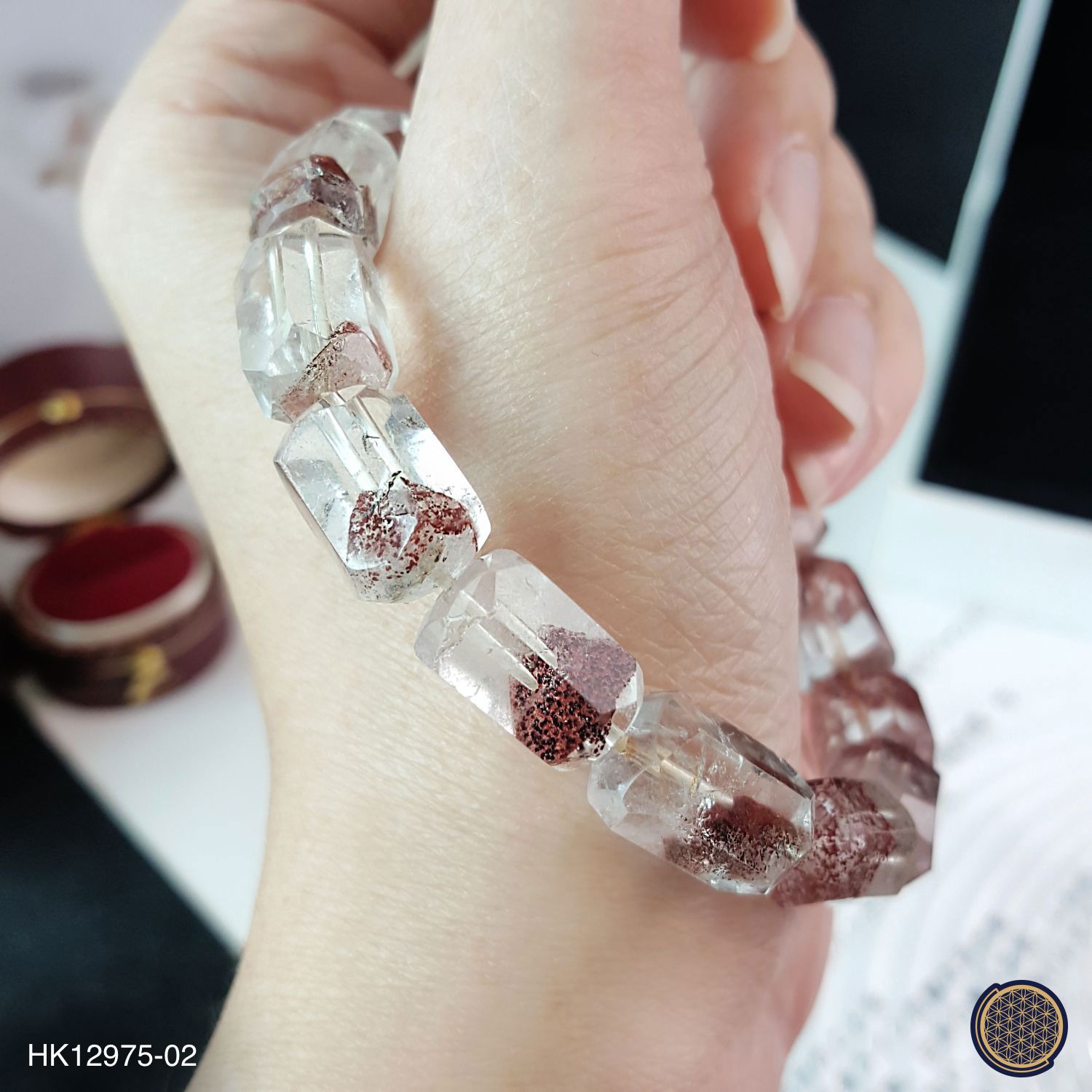 9.5mm 红幽灵金字塔六角桶珠形手链