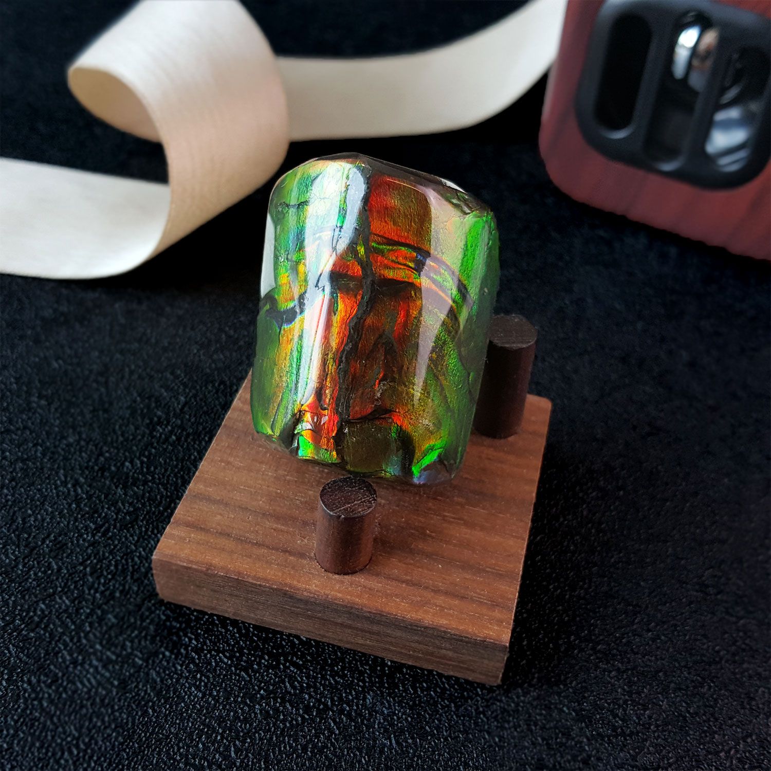 33mm x 42mm 加拿大斑彩原石