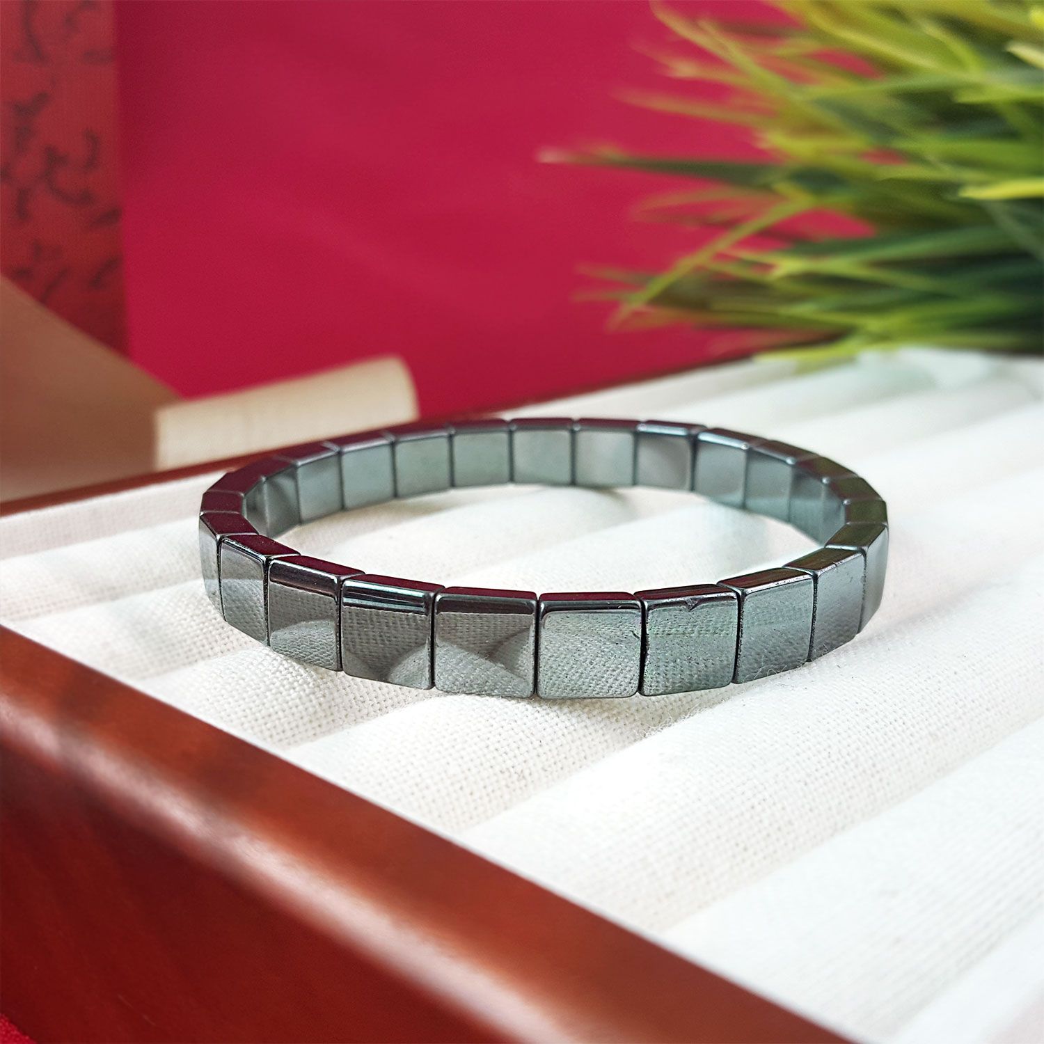 7.5mm Hematite Square  Flat Bracelet