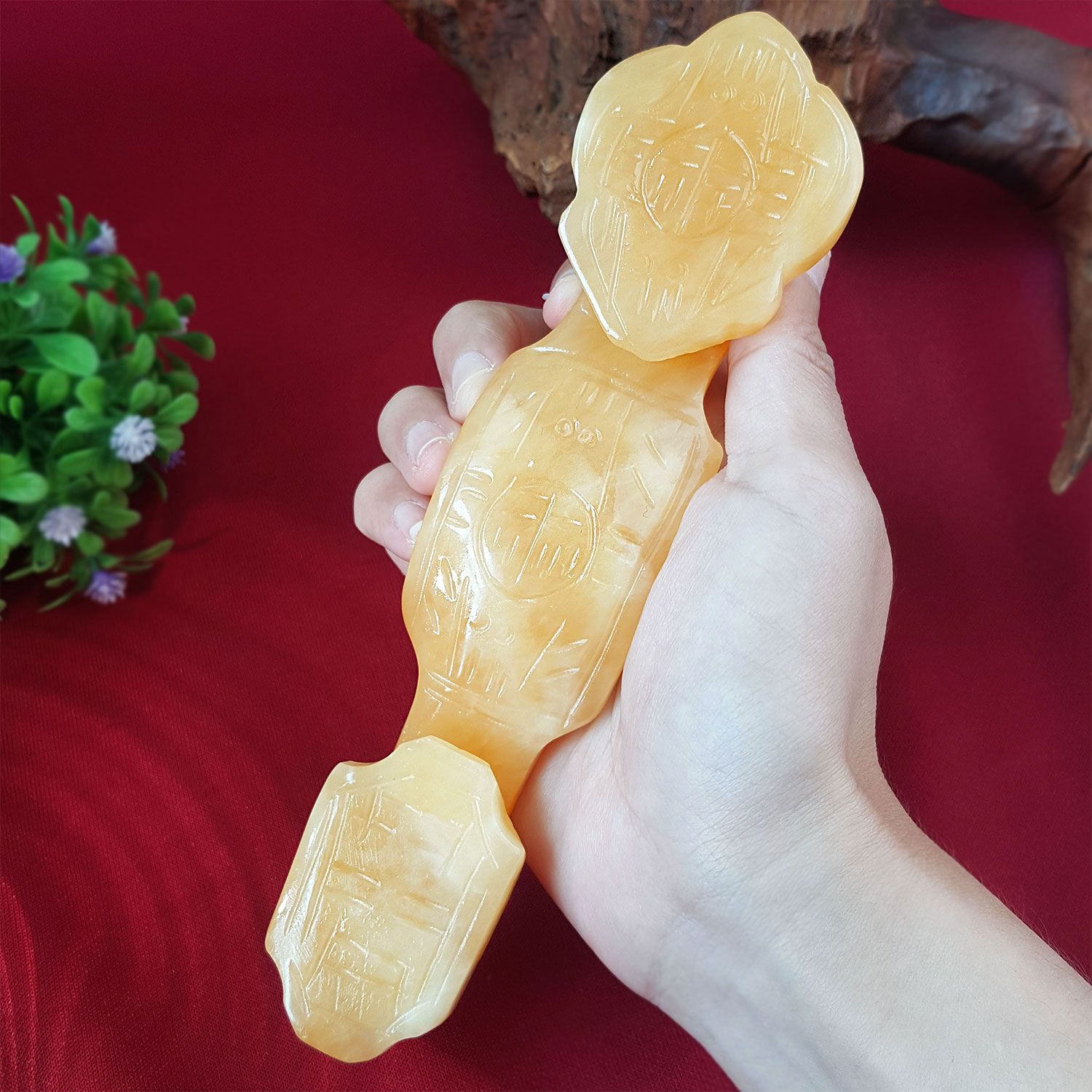 黄玉如意棒搭配木座 (17CM)