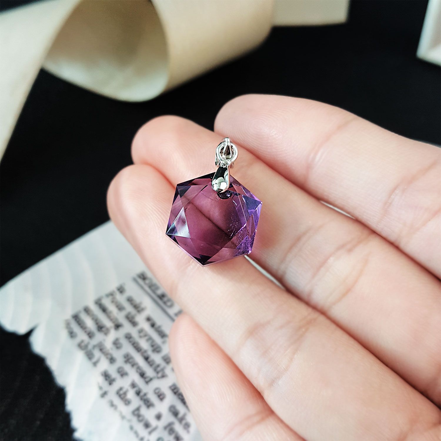 13mm x 23mm 高级紫水晶八角形纯银吊坠