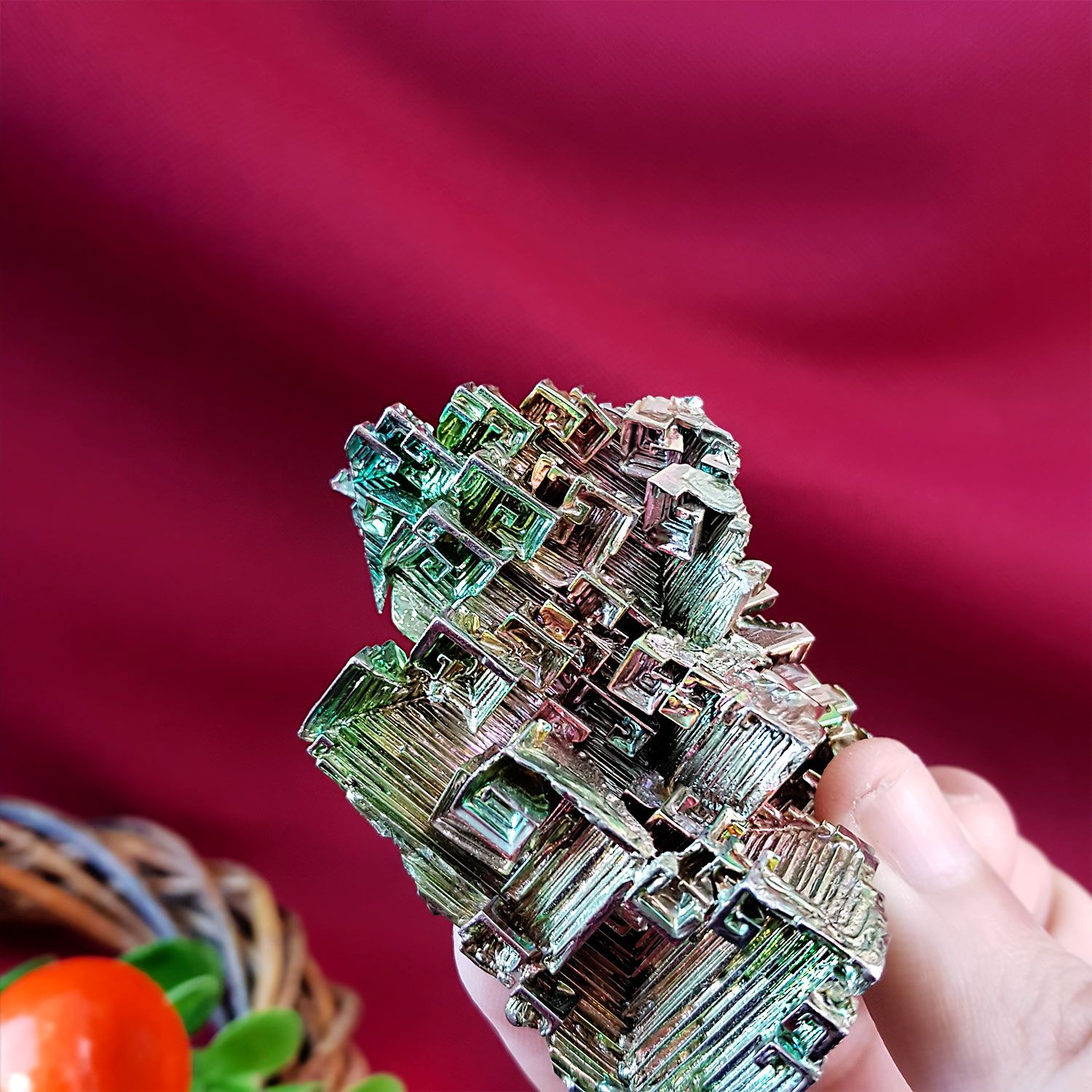 60mm x 42mm 铋晶摆件