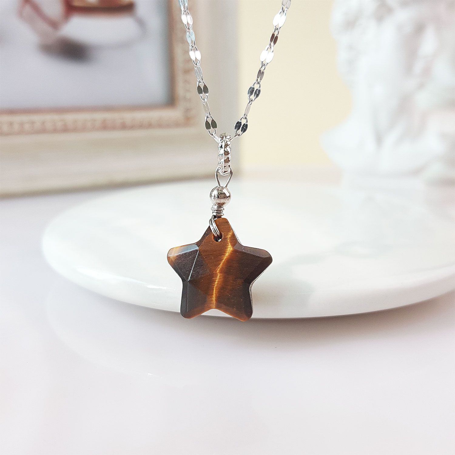 14mm Yellow Tiger Eye Star Cutting Pendant