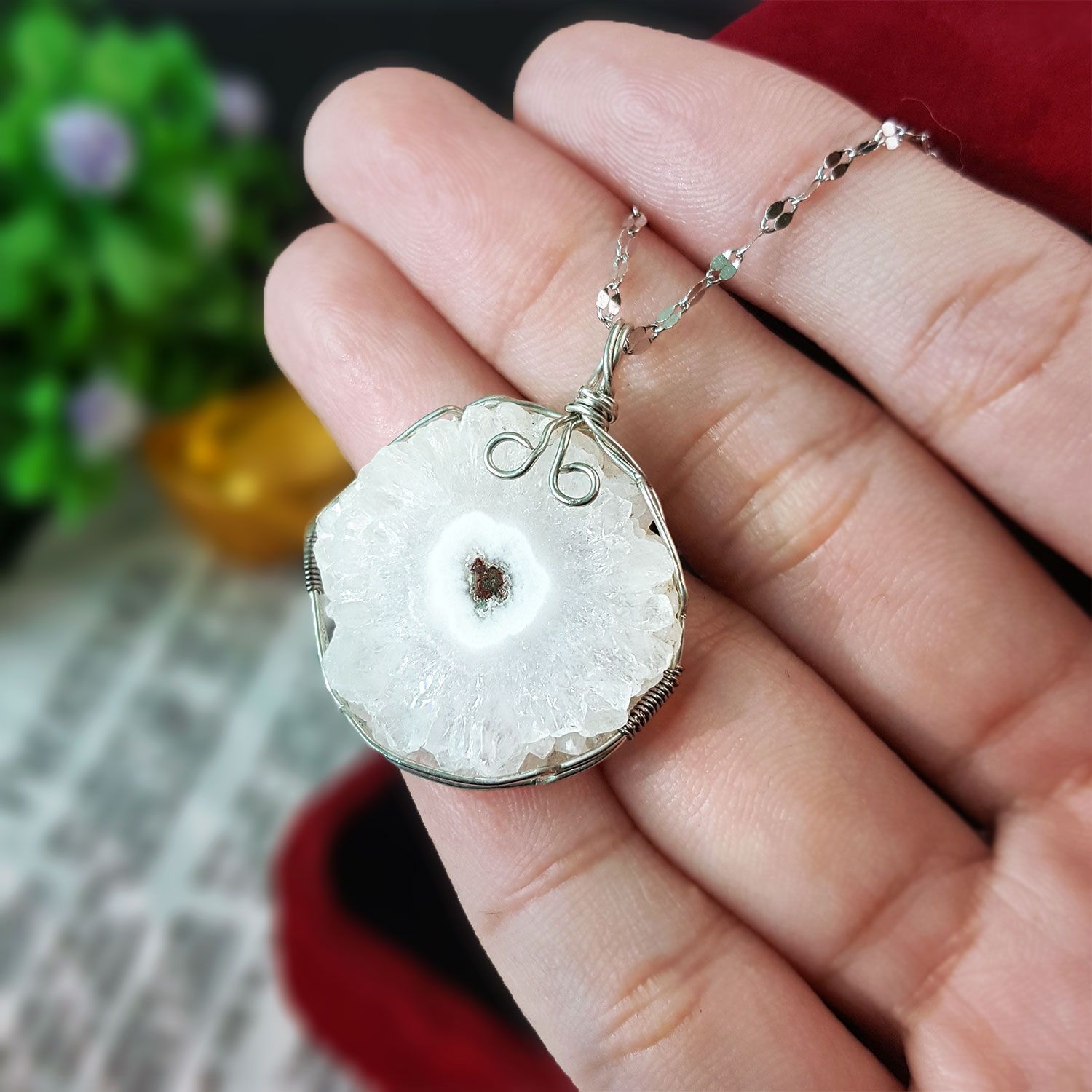 白水晶花吊坠