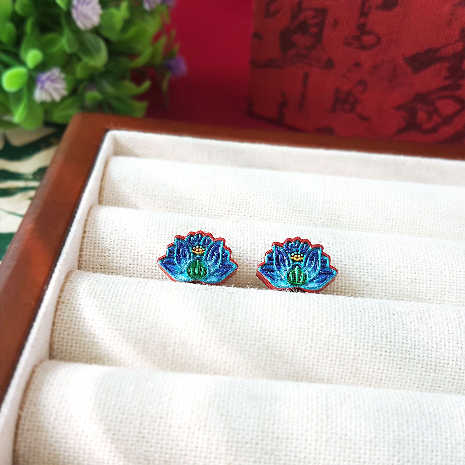 9X13mm 朱砂彩绘莲花配件