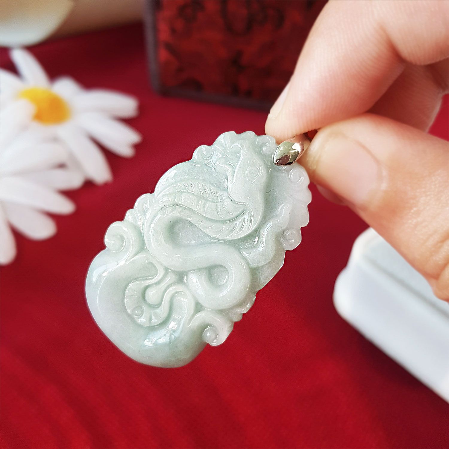 24mm x 50mm 油青玉十二生肖吊坠-蛇