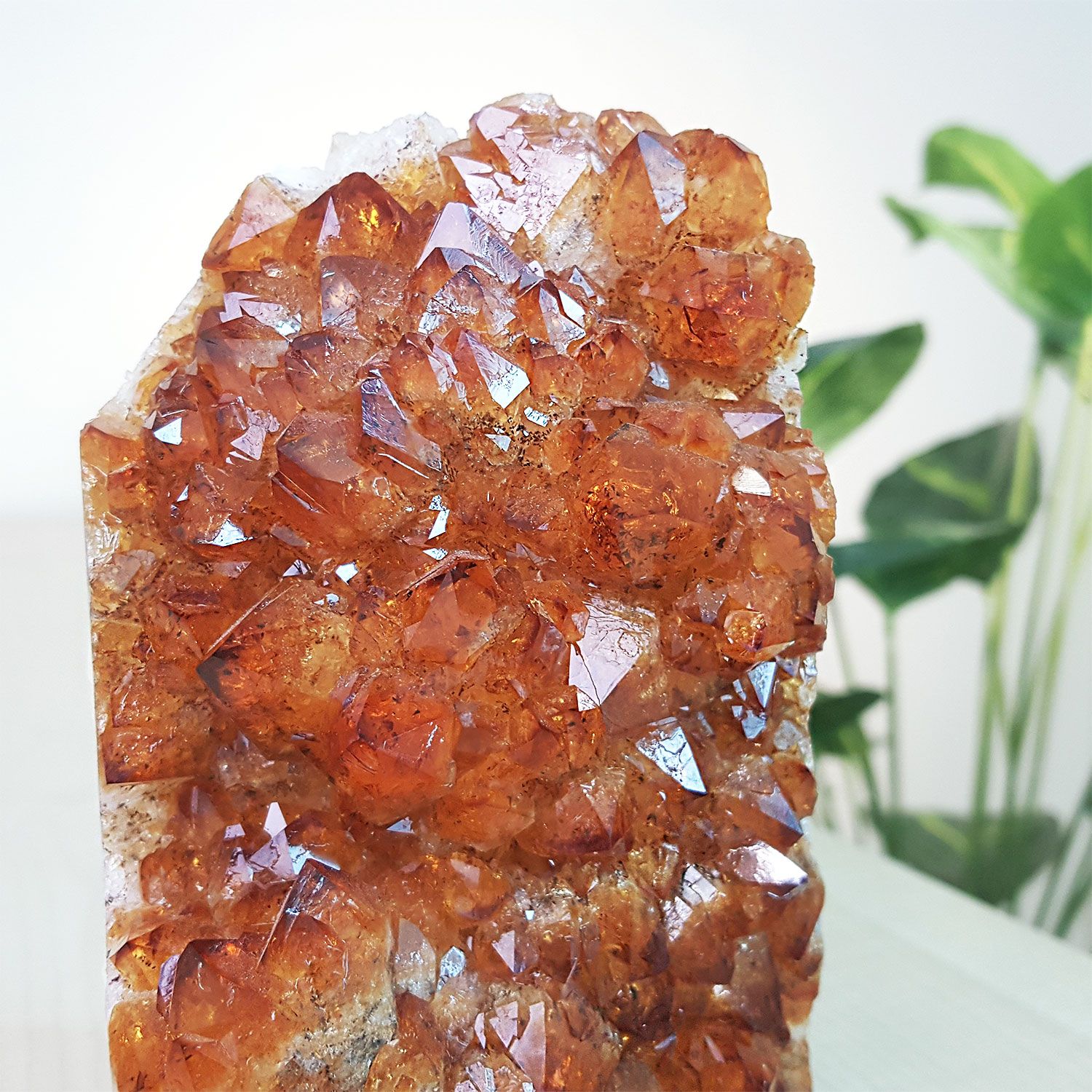 黄水晶石片