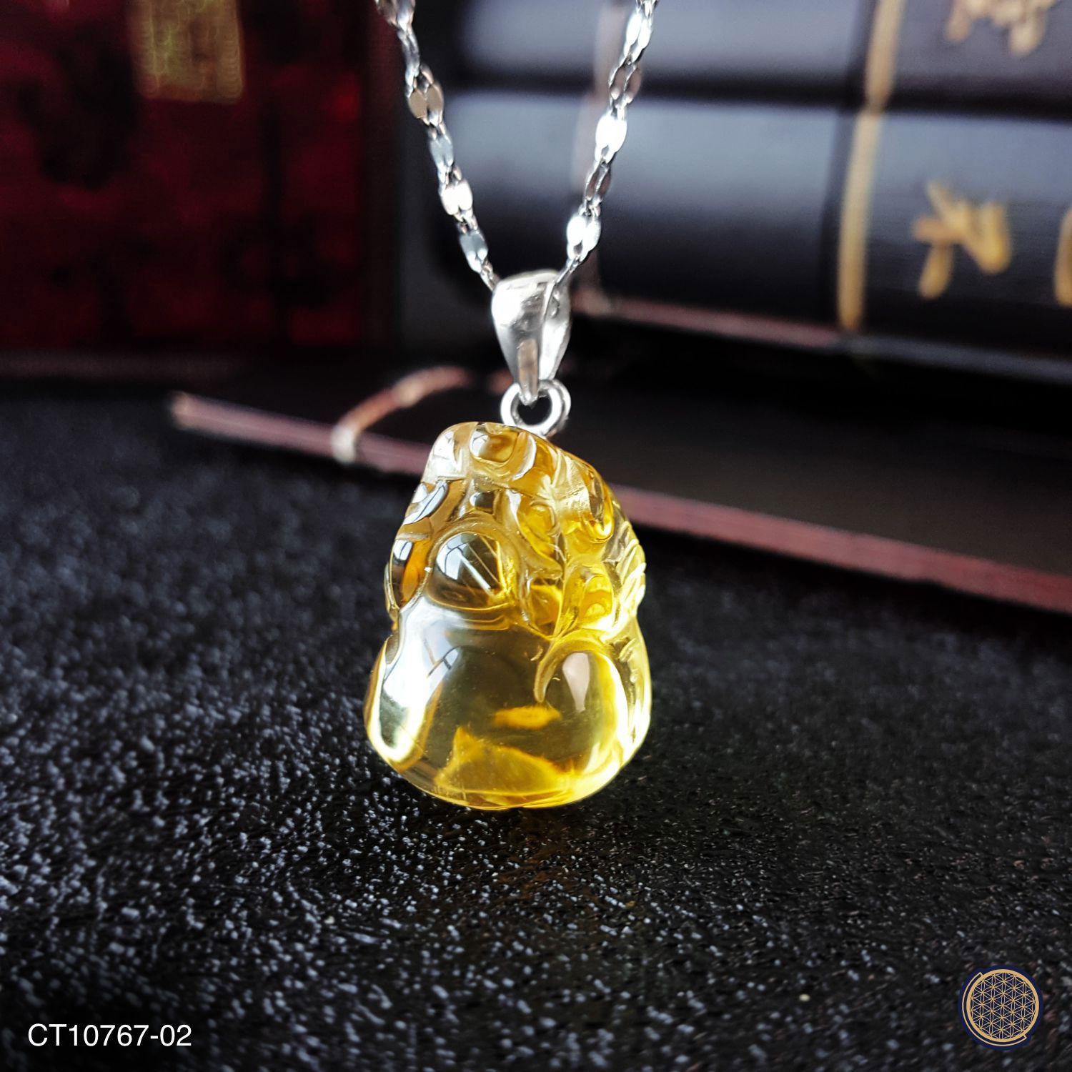 14mm x 27mm 高级黄水晶貔貅纯银吊坠