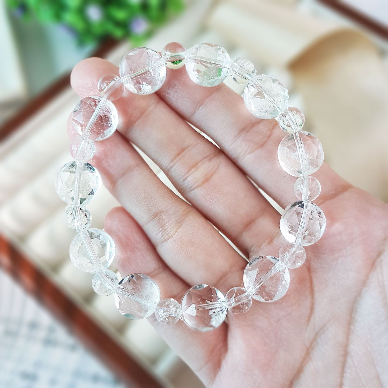 11.5mm 白水晶大卫星手链