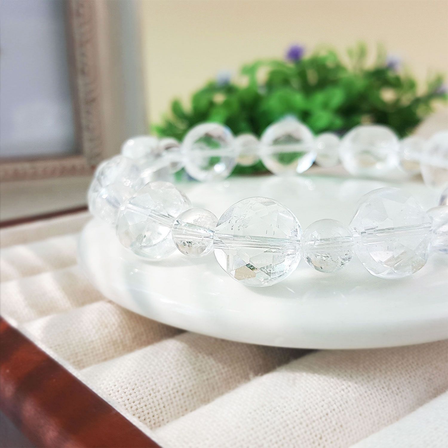 11.5mm 白水晶大卫星手链