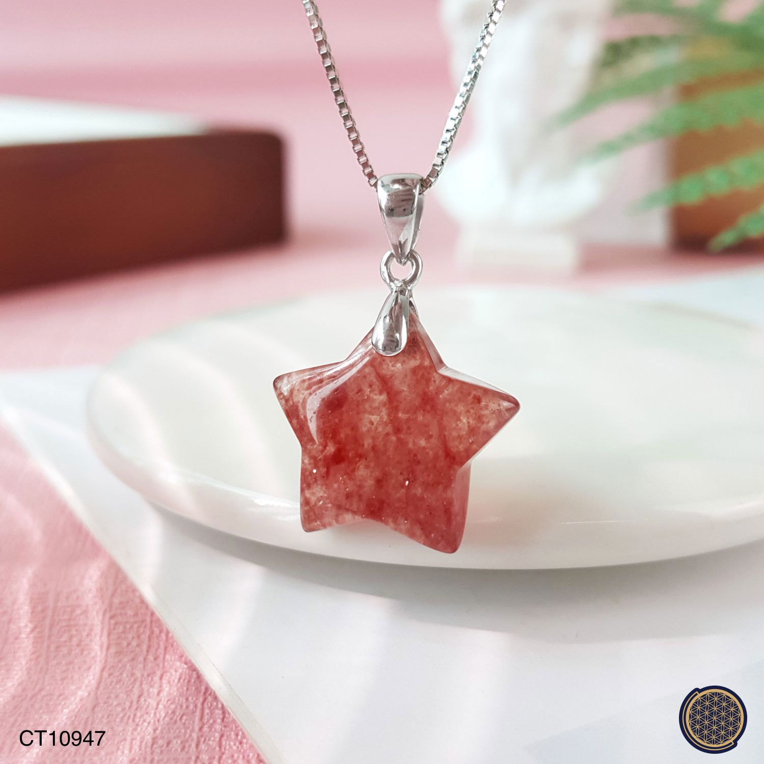 18.5mm x 26mm Strawberry Stone Star Pendant
