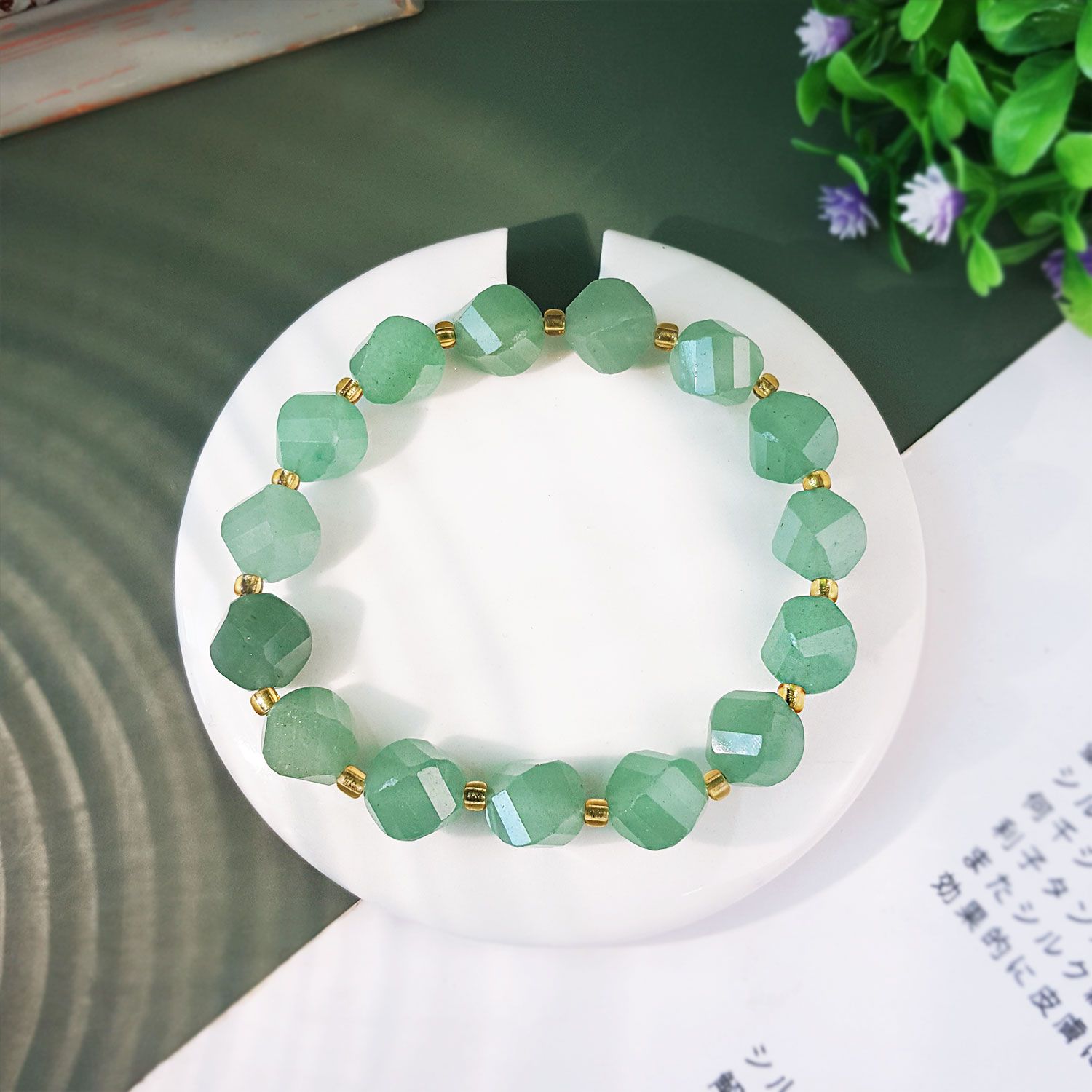 10mm 东陵玉多面切割手链