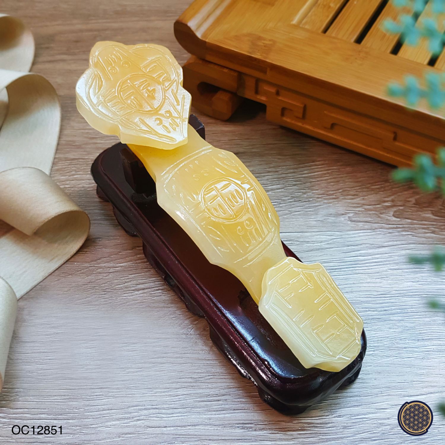 黄玉如意棒搭配木座摆件