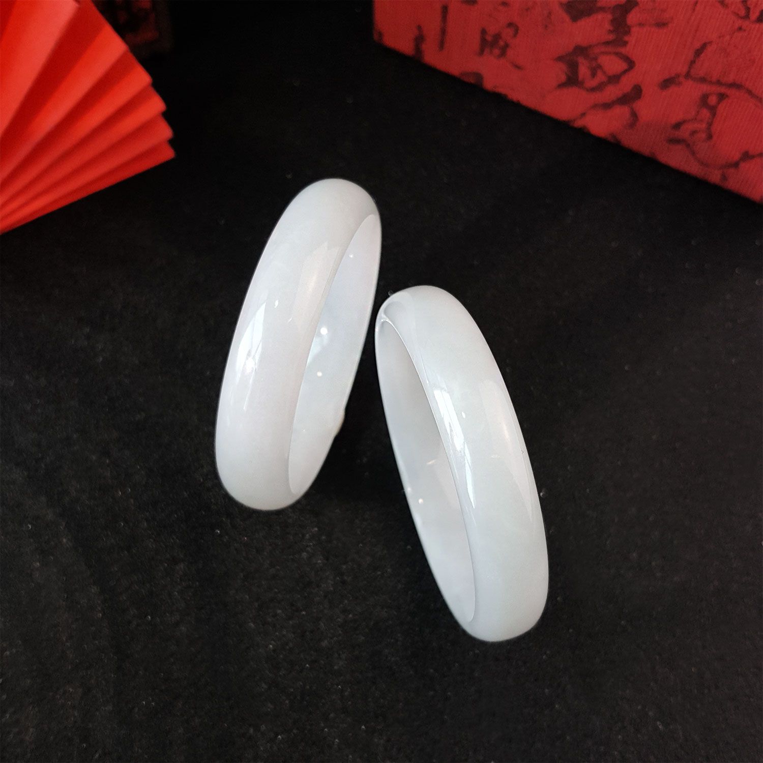 玉石手镯