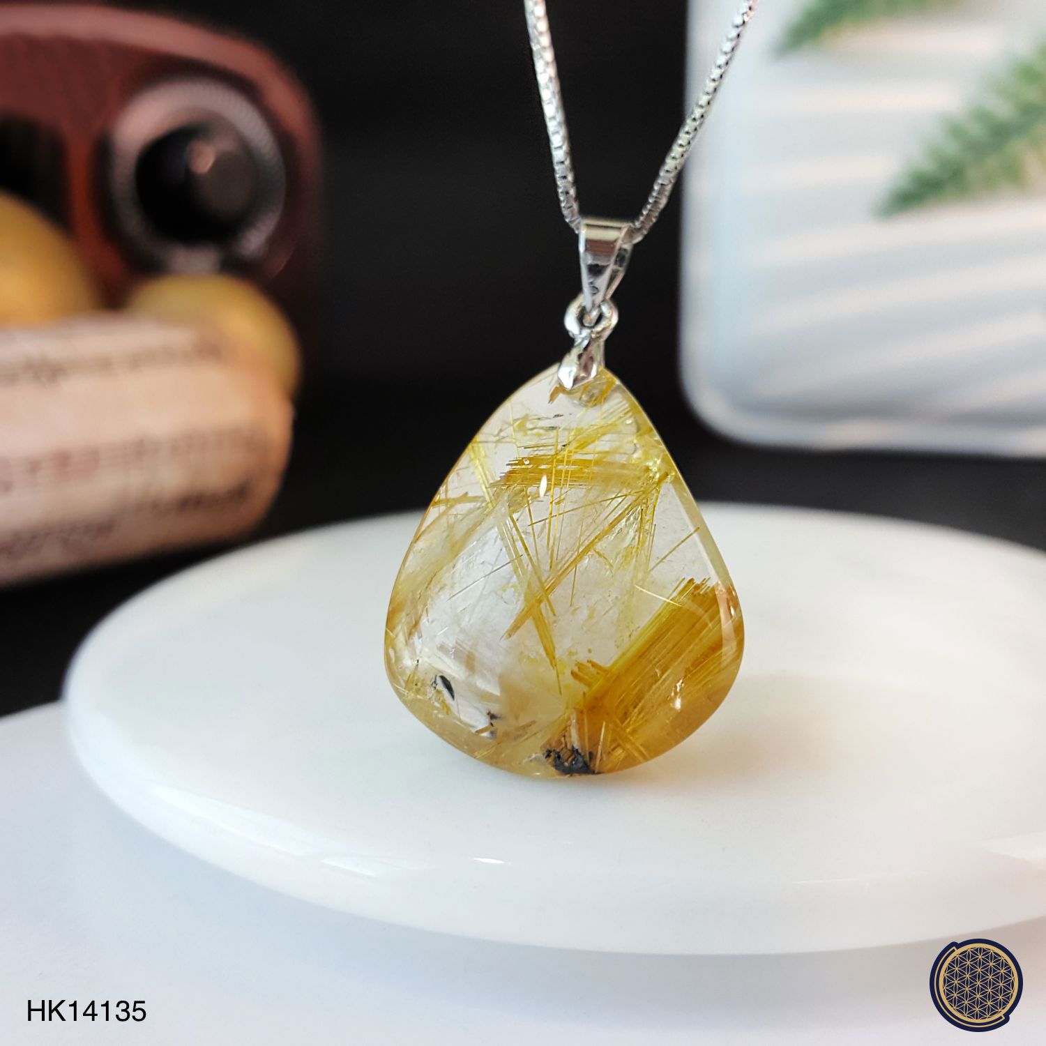 20mm x 34mm 金钛晶吊坠