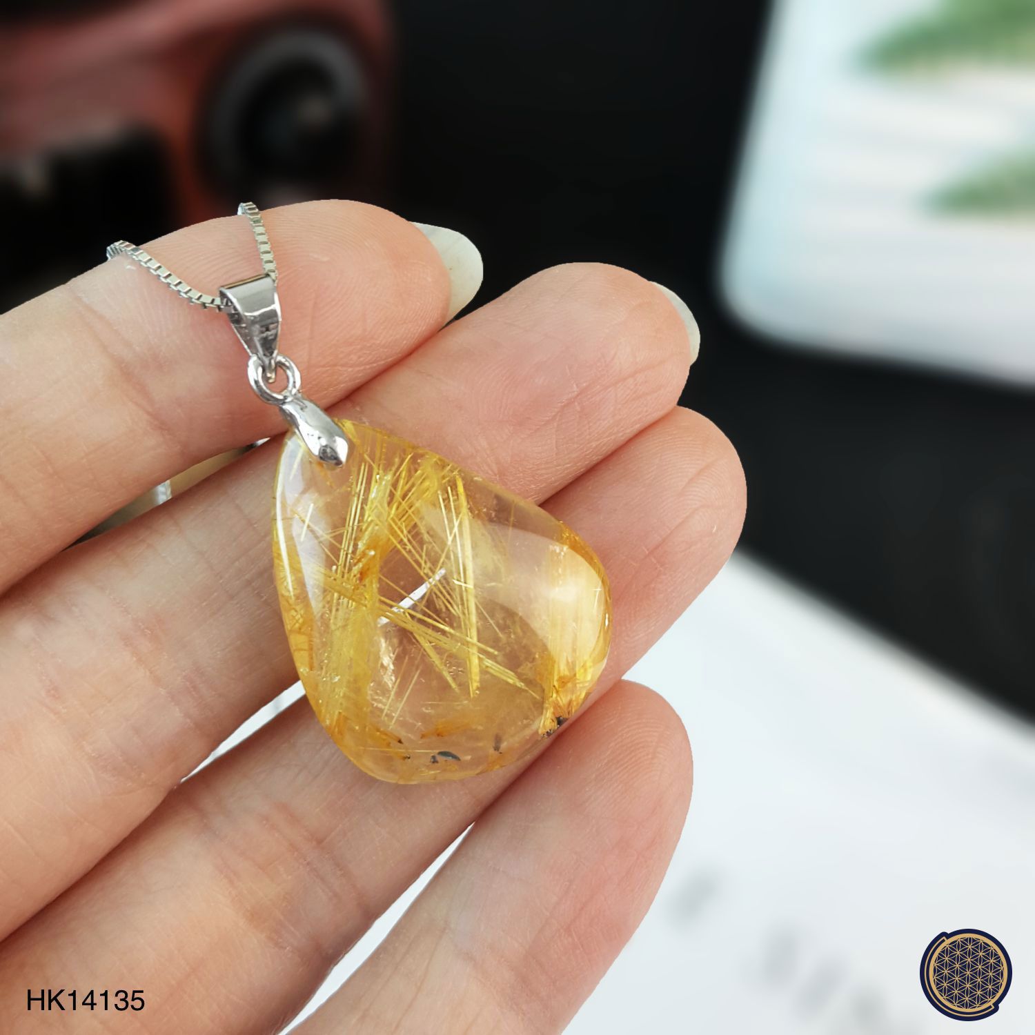 20mm x 34mm 金钛晶吊坠