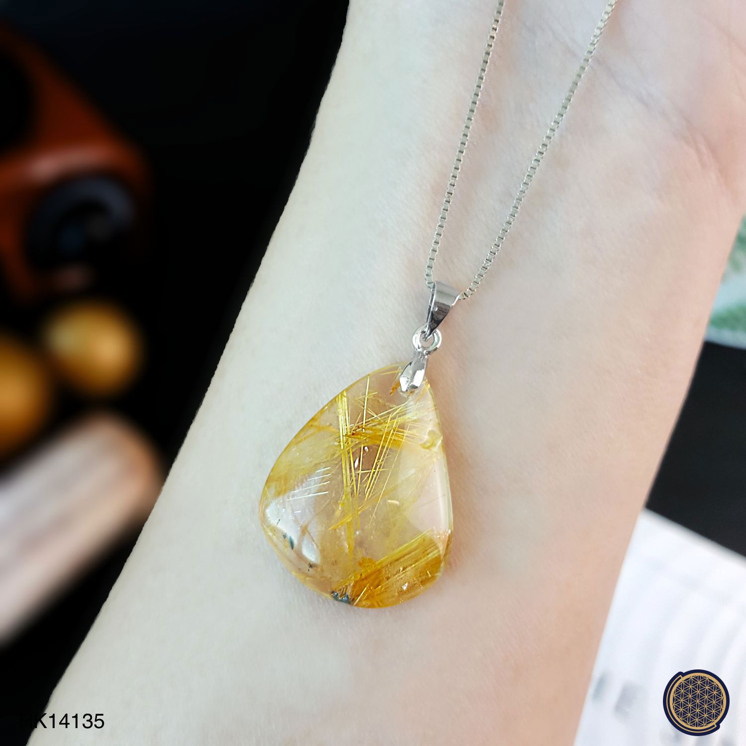 20mm x 34mm 金钛晶吊坠