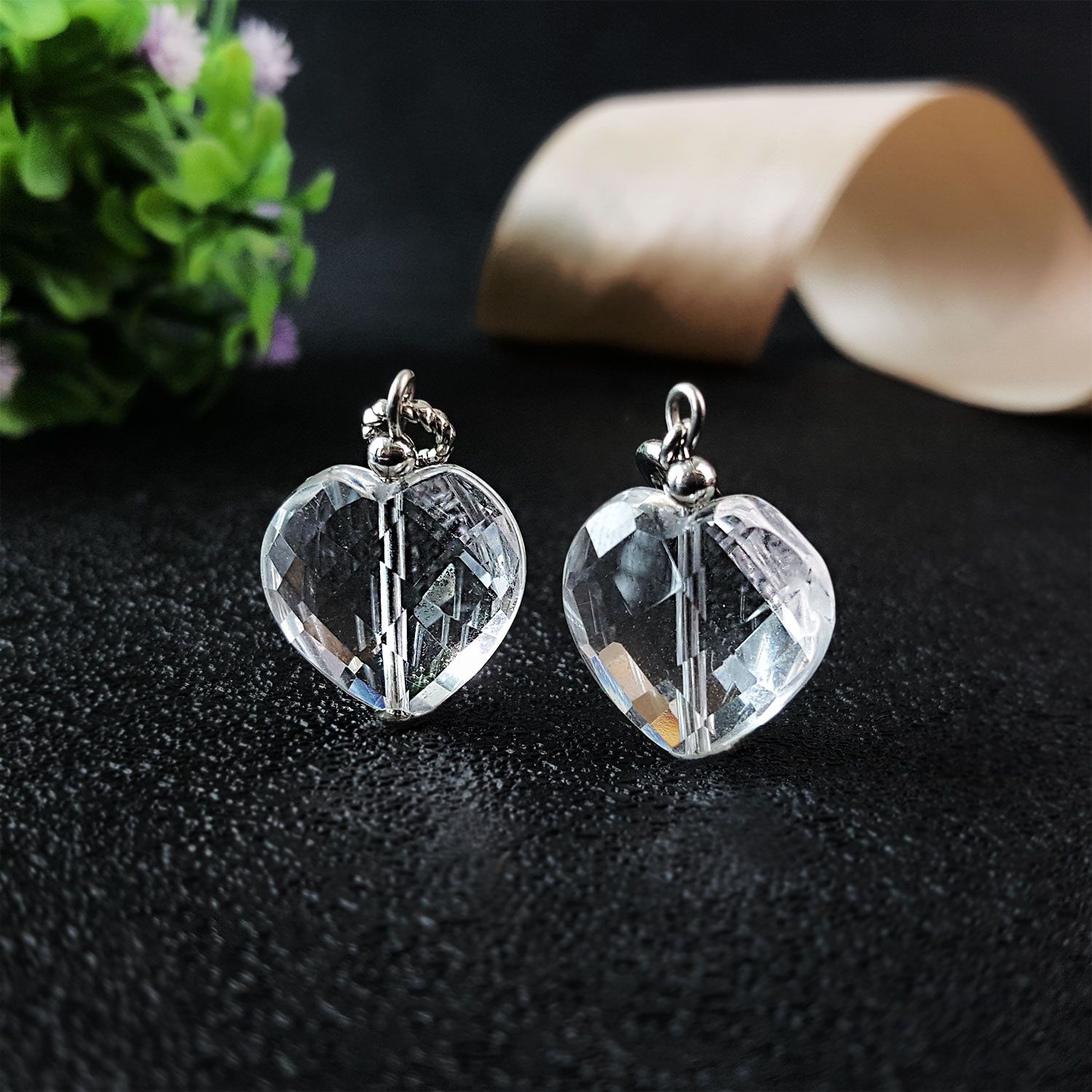 15mm x 16mm 白水晶心形角度吊坠