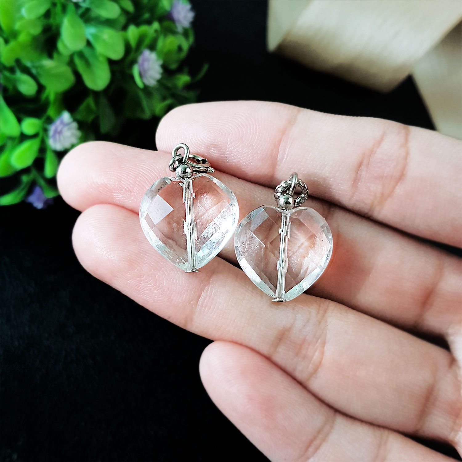 15mm x 16mm 白水晶心形角度吊坠