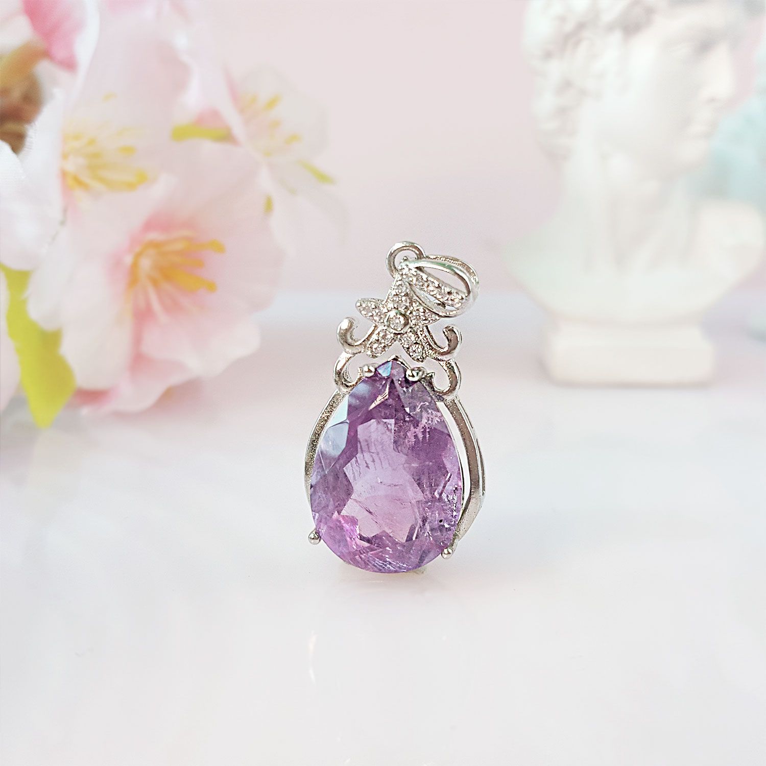 12mm x 18mm 紫水晶钻切面水滴形吊坠
