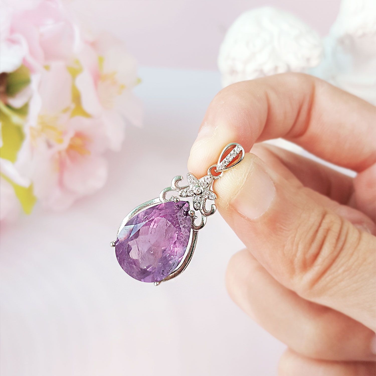 12mm x 18mm 紫水晶钻切面水滴形吊坠
