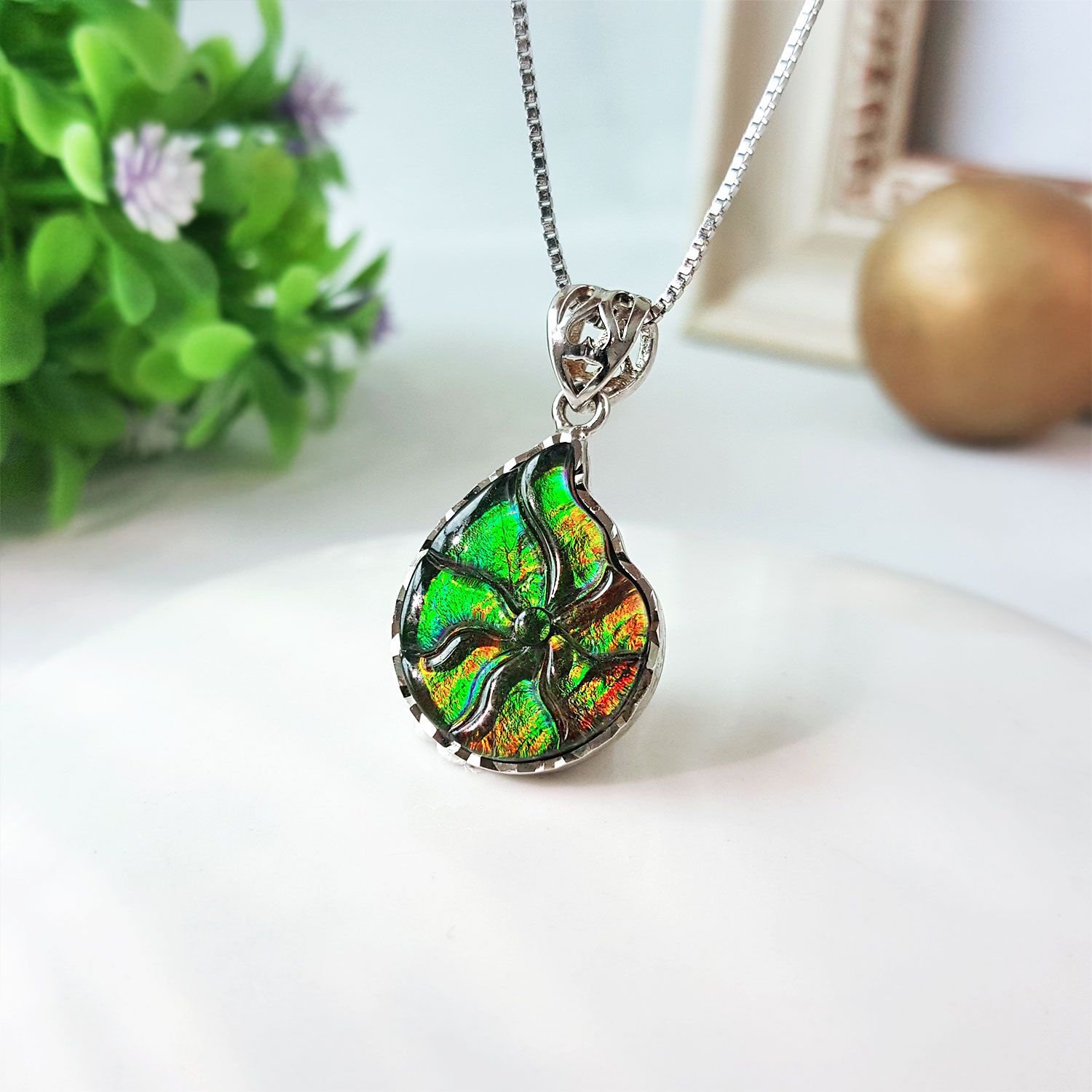 14mm x 18mm 加拿大斑彩整片式螺形吊坠 (925镶嵌)