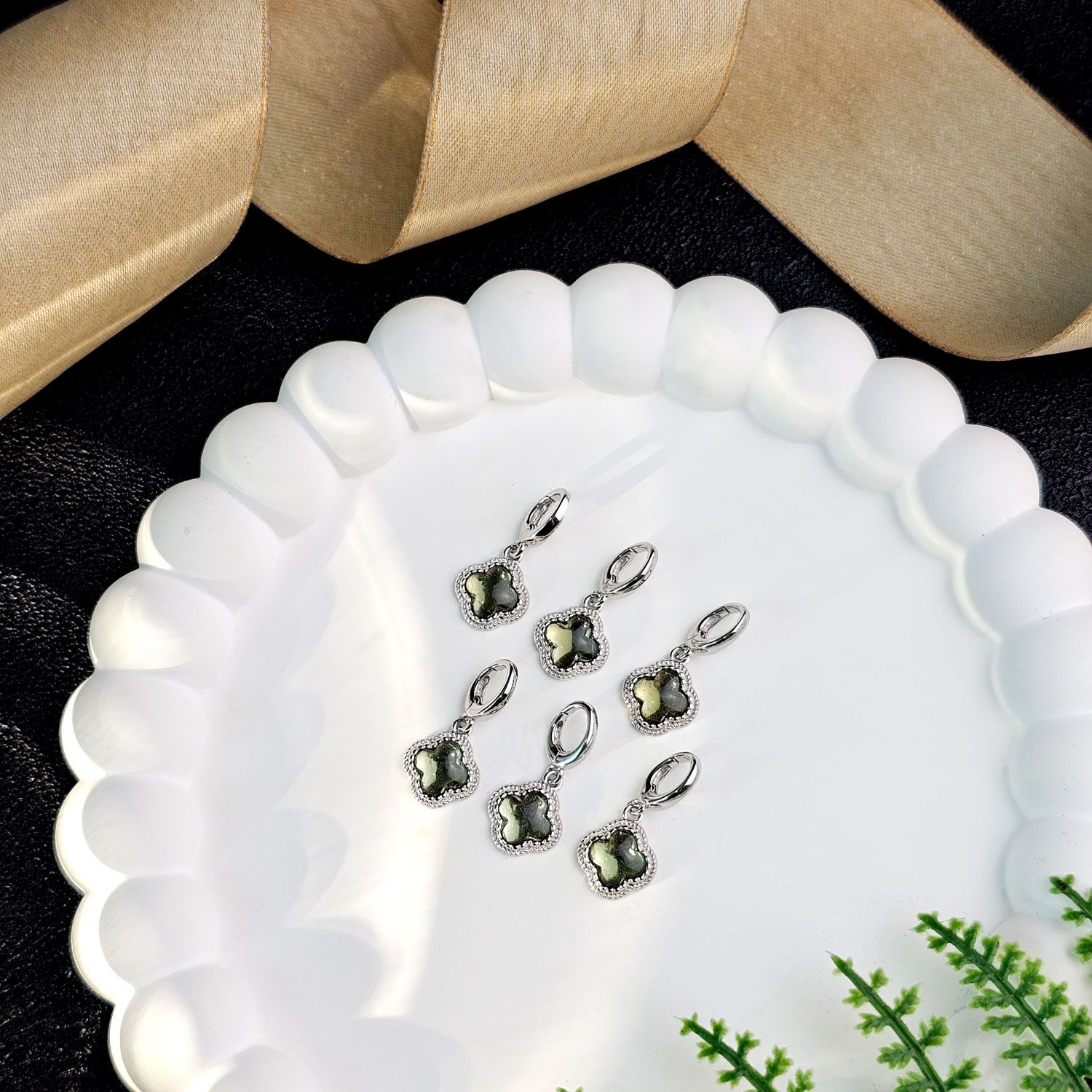 捷克陨石四叶草滴流