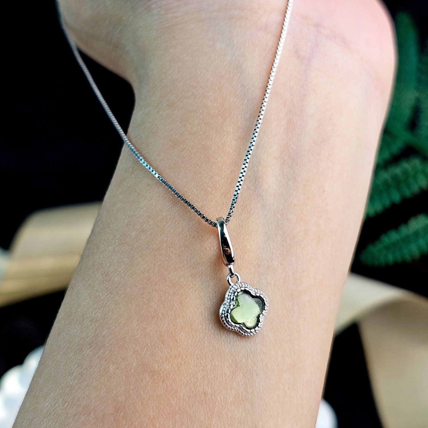 捷克陨石四叶草滴流